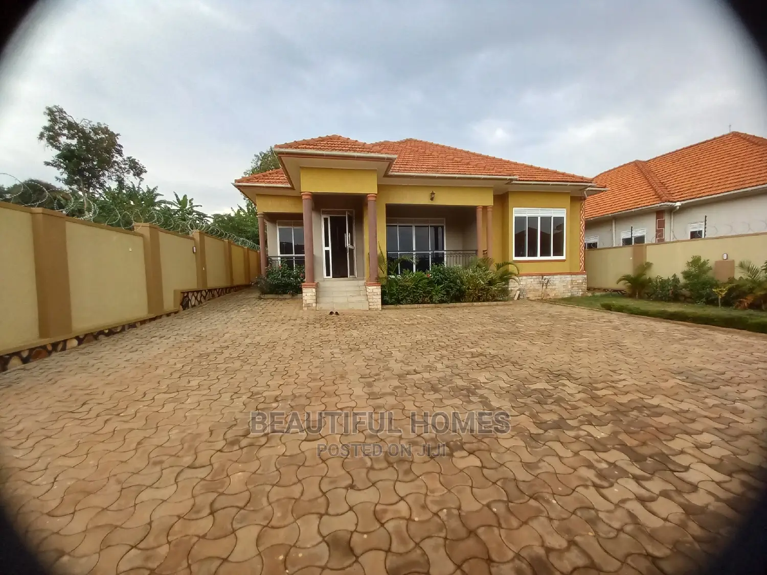 Furnished 4bdrm House in Kira High End for Sale in Kira