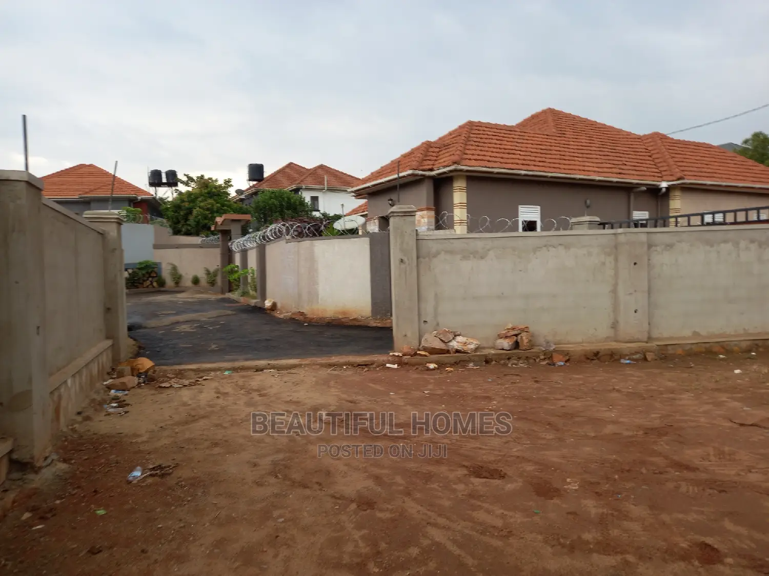 Furnished 4bdrm House in Kira Mamerito for Sale in Kira
