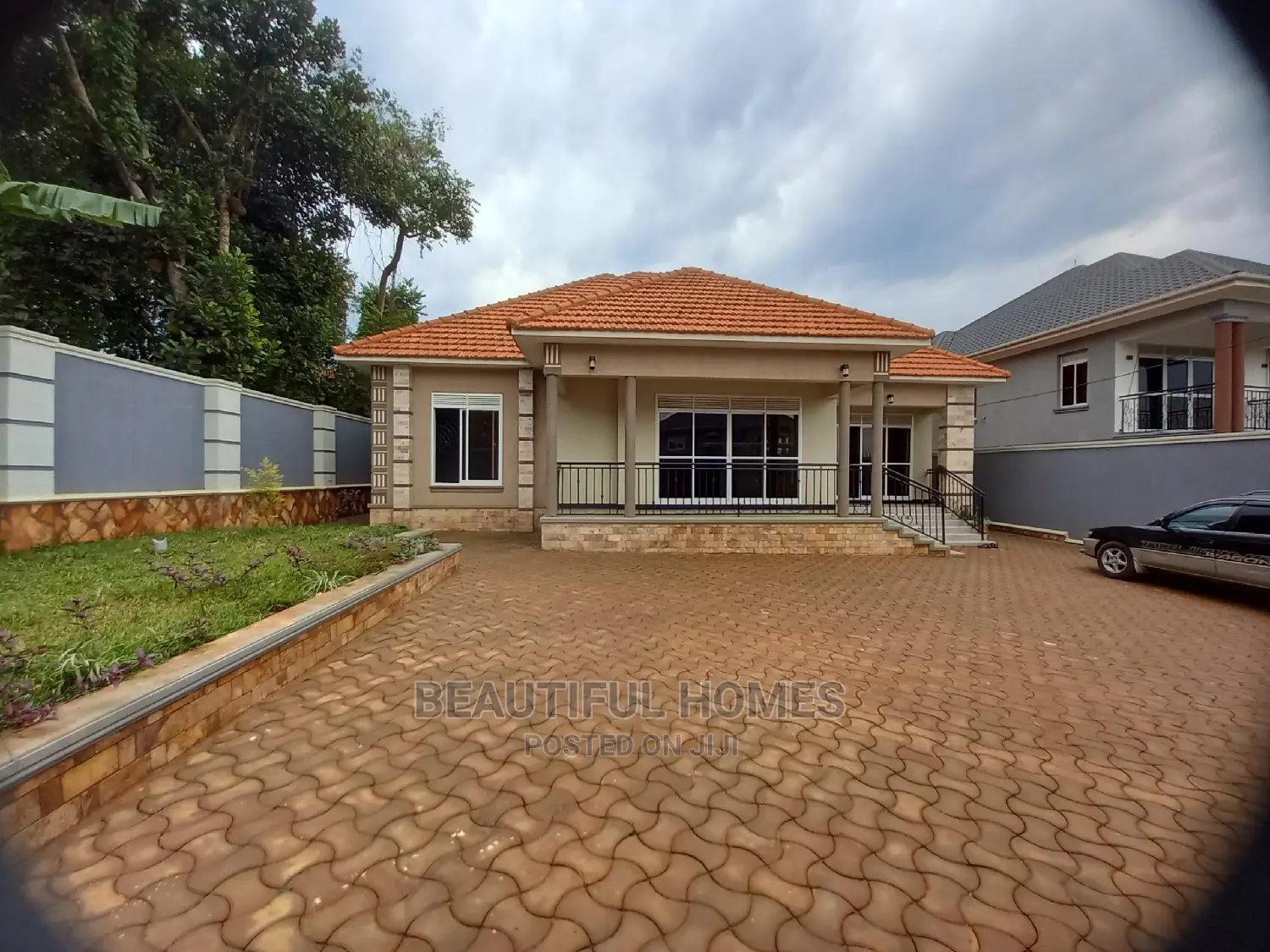 Furnished 4bdrm Bungalow in Kira for Sale in Kira