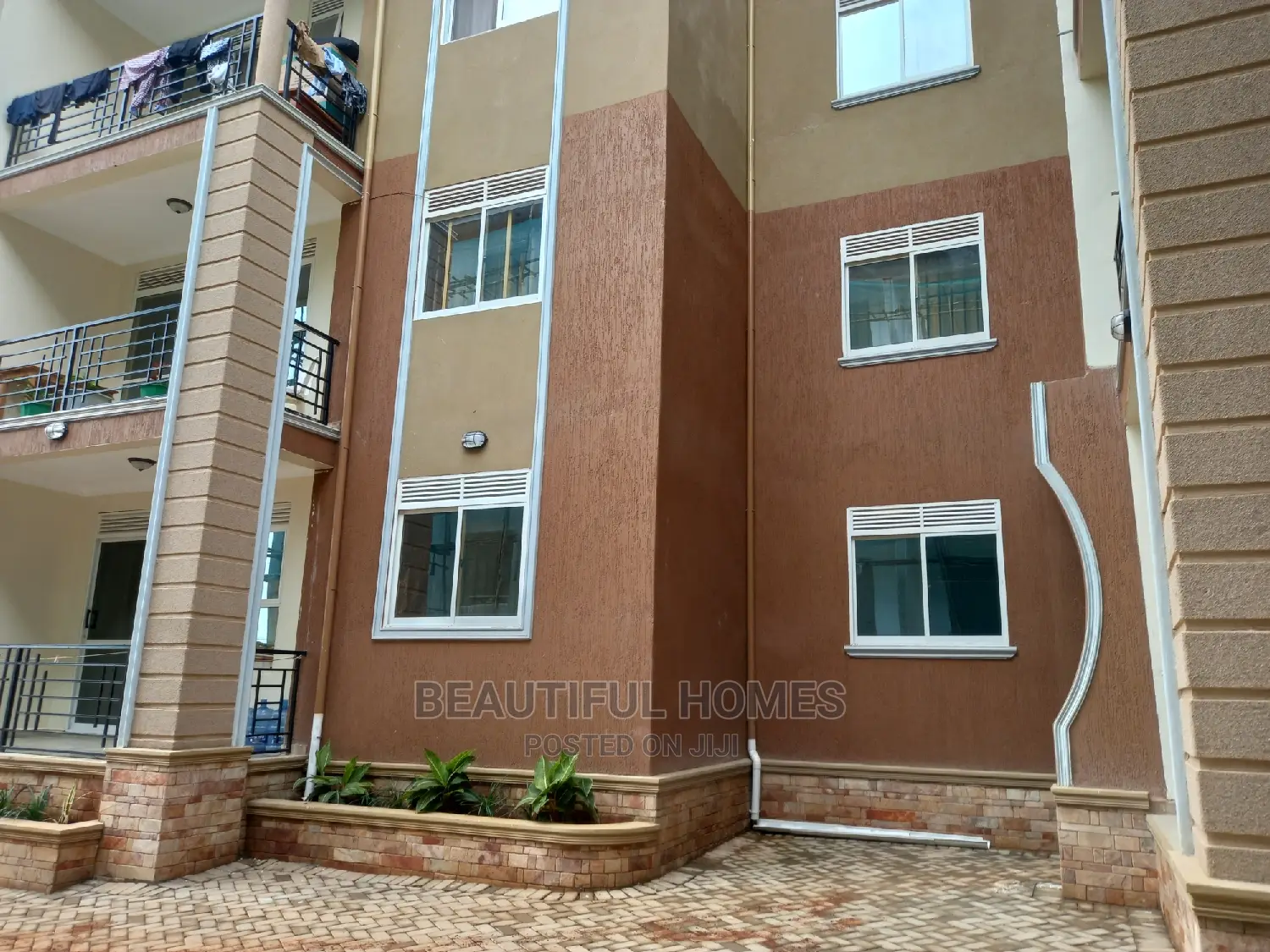 Furnished 1bdrm Block of Flats in Kyanja Corporate, Central Division in Central Division