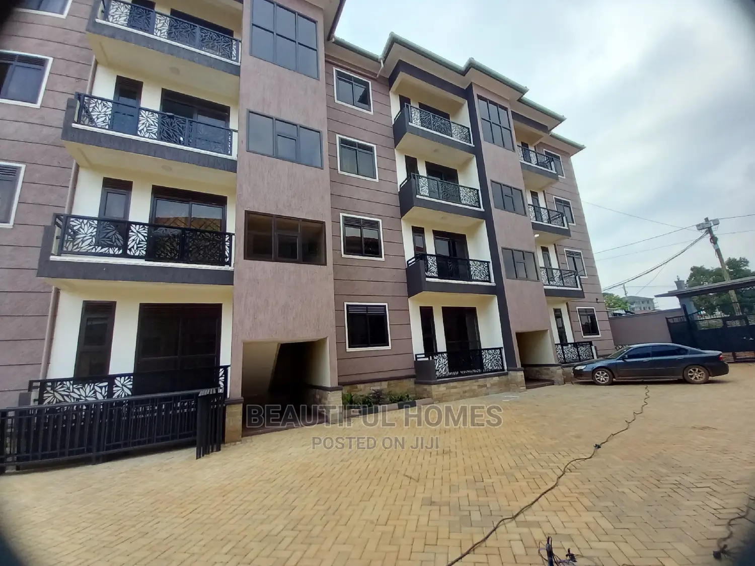 Furnished 2bdrm Block of Flats in Kyanja High Class, Central Division in Central Division