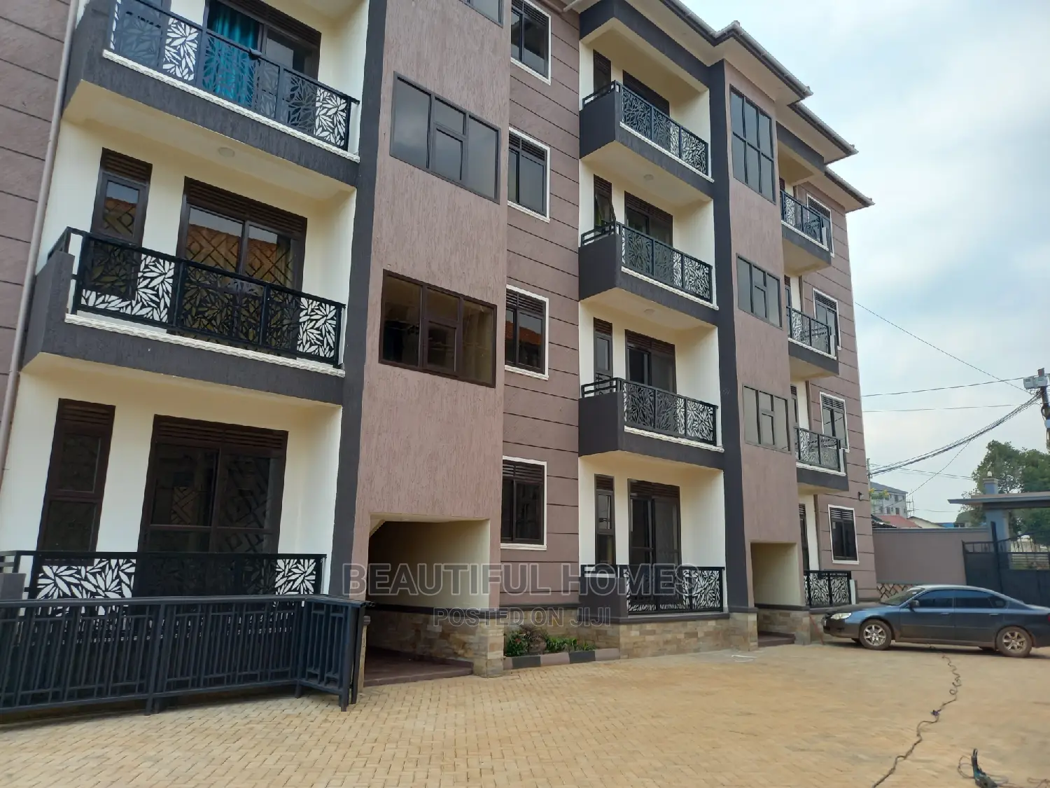 Furnished 2bdrm Block of Flats in Kyanja High Class, Central Division in Central Division
