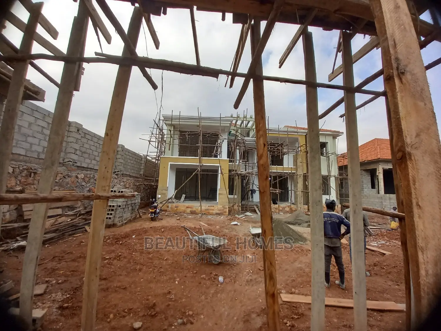 Furnished 6bdrm Mansion in Kyanja, Central Division for Sale in Central Division