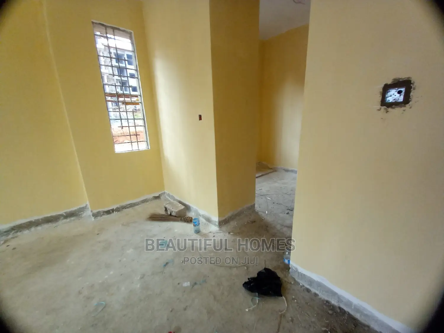 Furnished 6bdrm Mansion in Kyanja, Central Division for Sale in Central Division