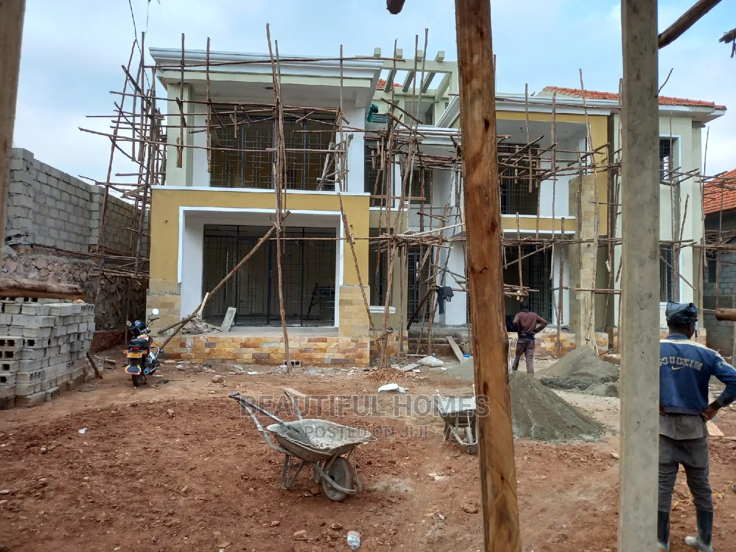 Furnished 6bdrm House in Kyanja Corporate, Central Division for Sale in Central Division