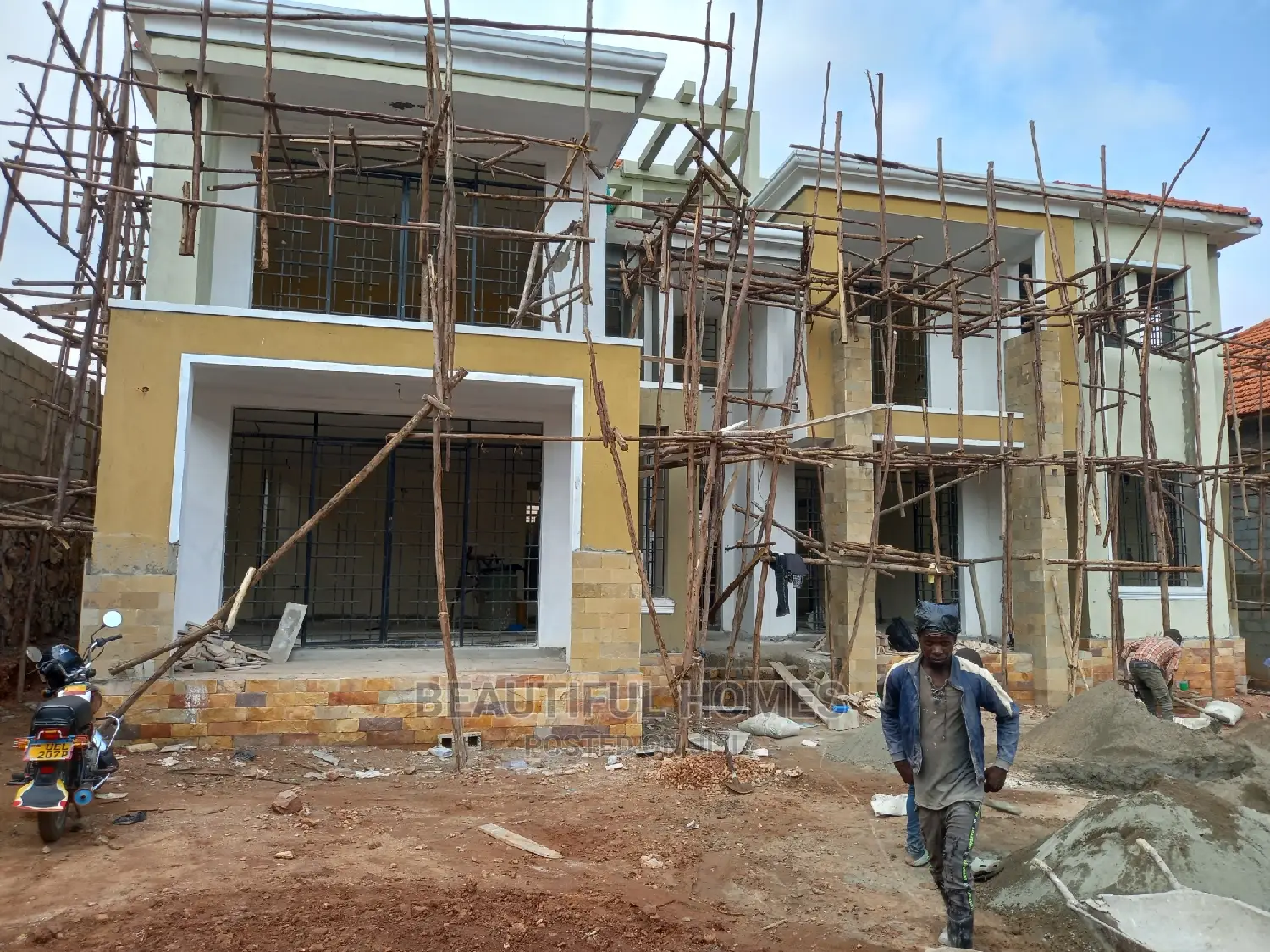 Furnished 6bdrm Mansion in Kyanja, Central Division for Sale in Central Division