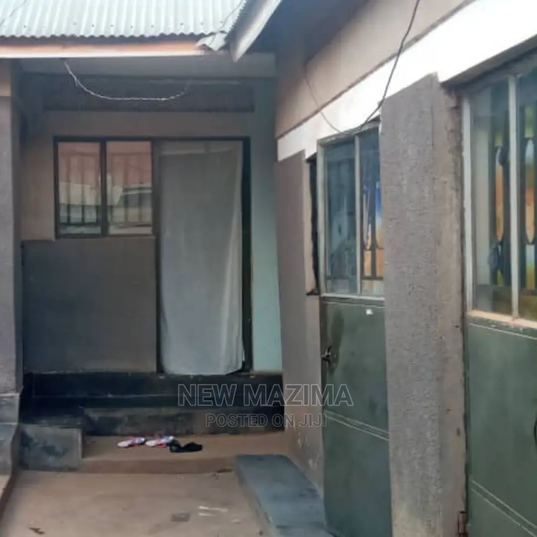 4bdrm House in Makindye Boston, Central Division for Sale in Central Division