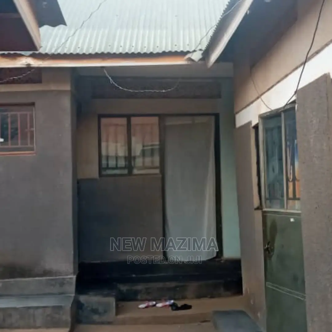 4bdrm House in Makindye Boston, Central Division for Sale in Central Division