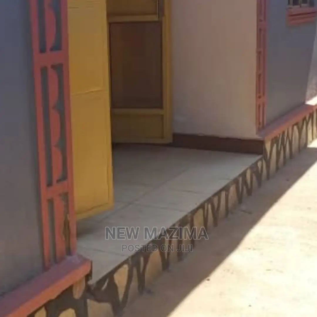 2bdrm House in Salaama Munyonyo, Division B for Sale in Division B