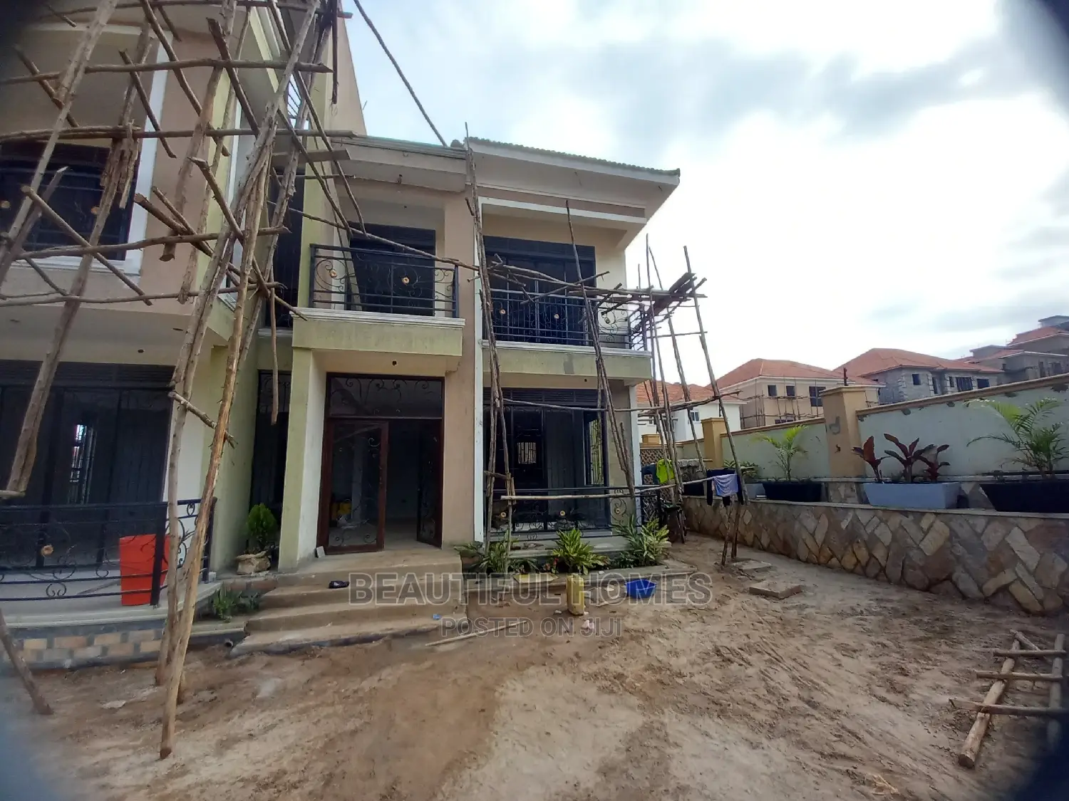 Furnished 6bdrm Duplex in Kyanja Posh, Central Division for Sale in Central Division