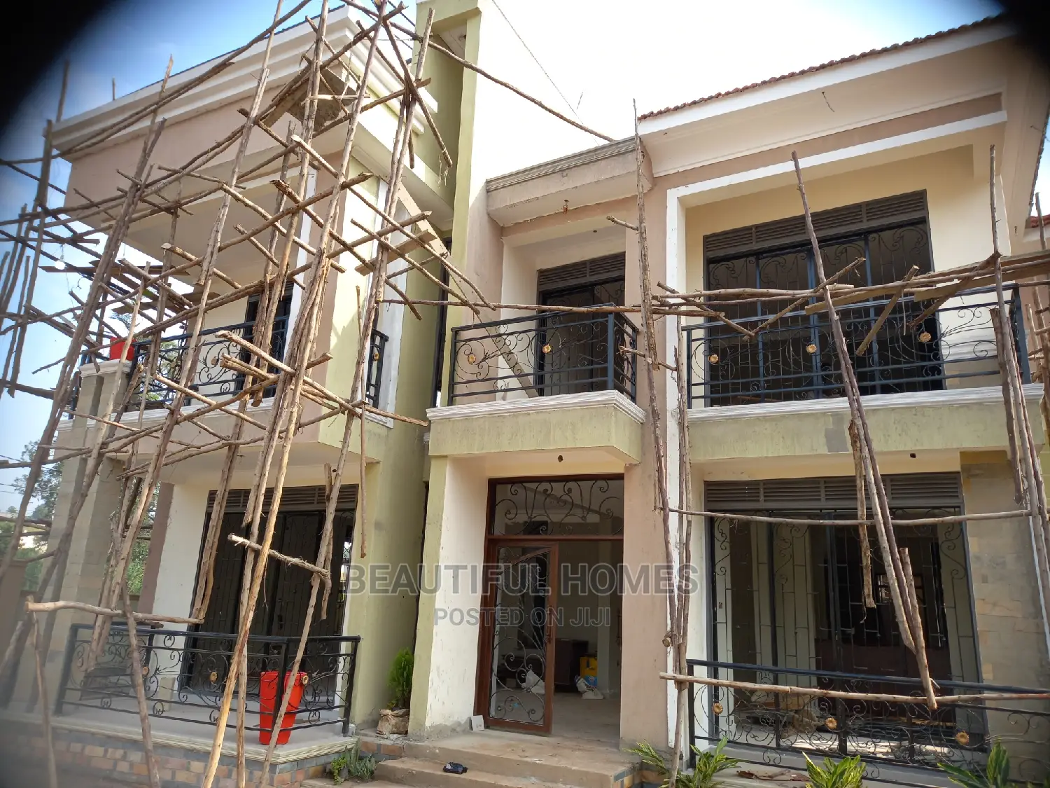 Furnished 6bdrm Mansion in Kyanja, Central Division for Sale in Central Division