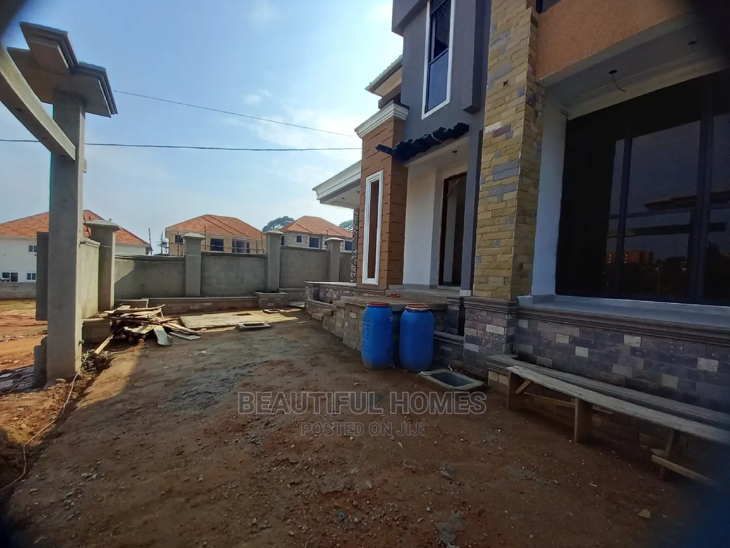 Furnished 5bdrm Mansion in Kyanja, Central Division for Sale in Central Division