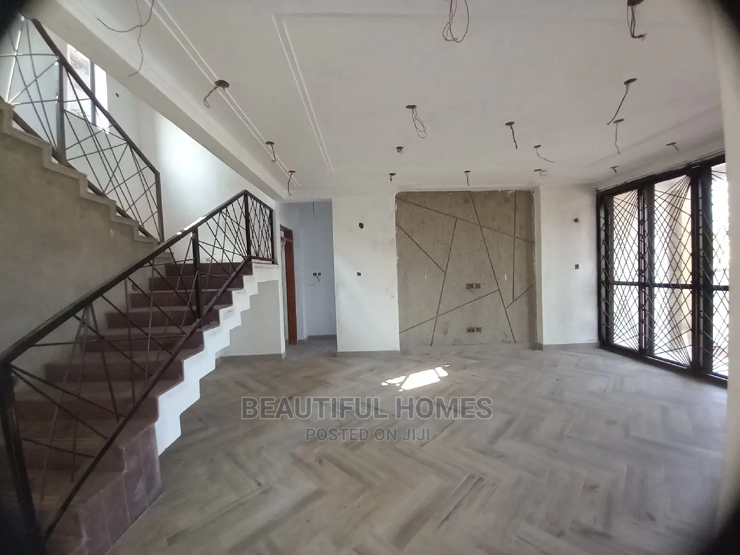 Furnished 5bdrm House in Kyanja, Central Division for Sale in Central Division