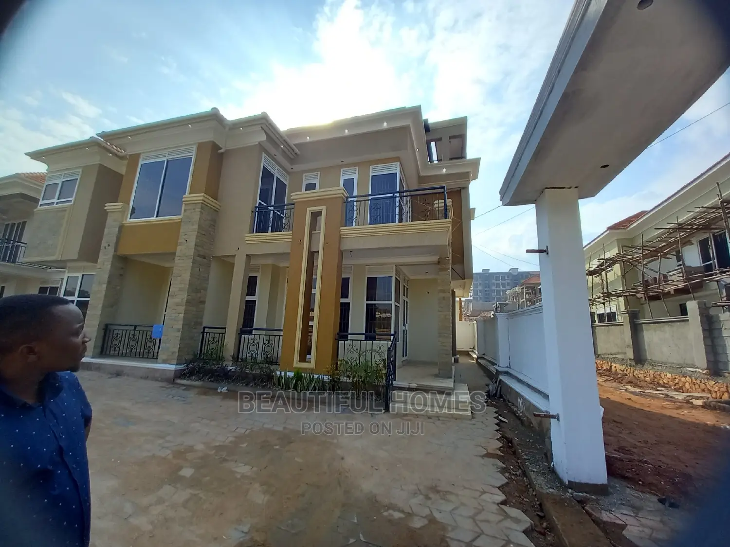 Furnished 6bdrm Mansion in Kyanja Epic, Central Division for Sale in Central Division