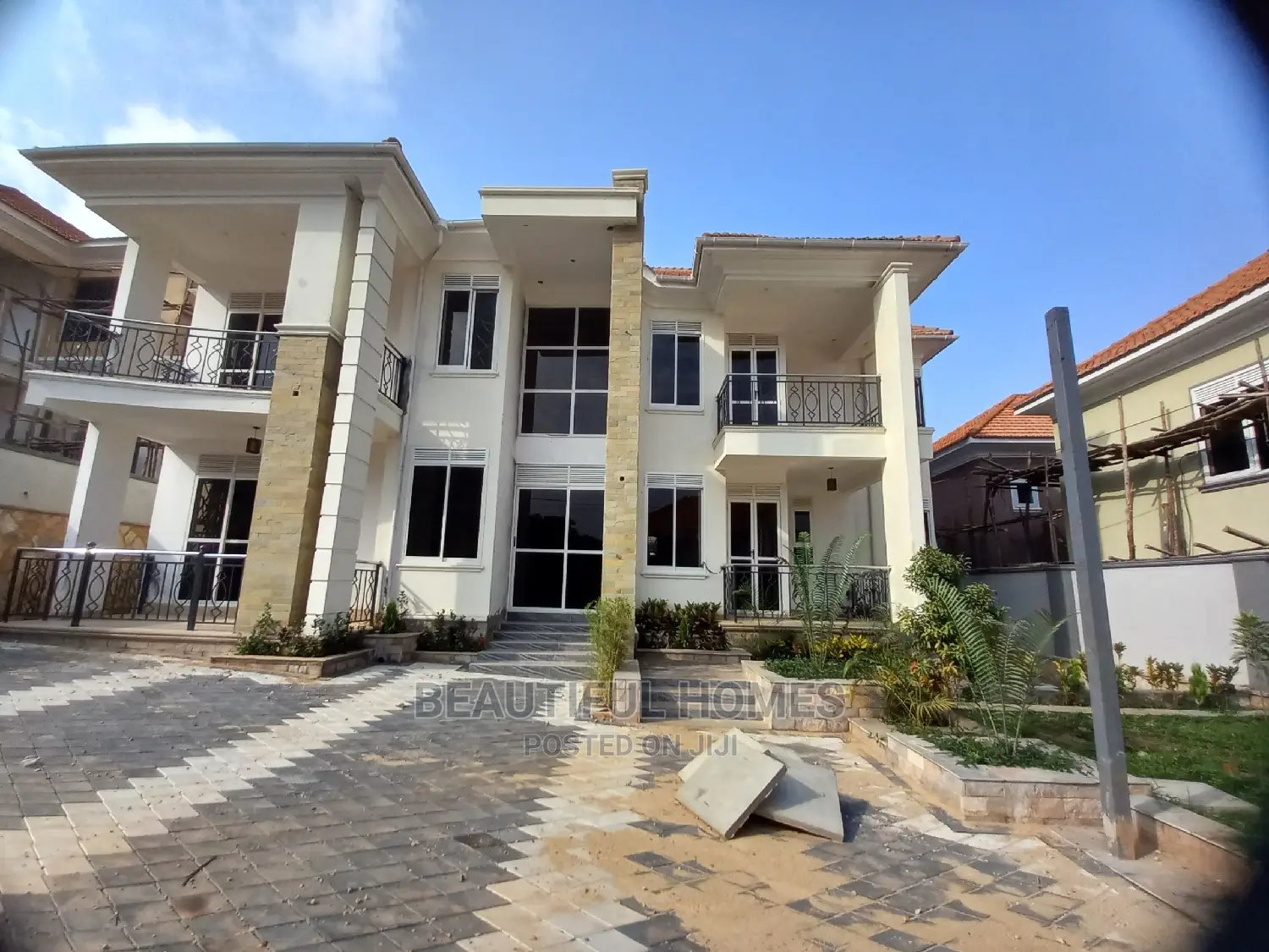 Furnished 6bdrm House in Kyanja, Central Division for Sale in Central Division
