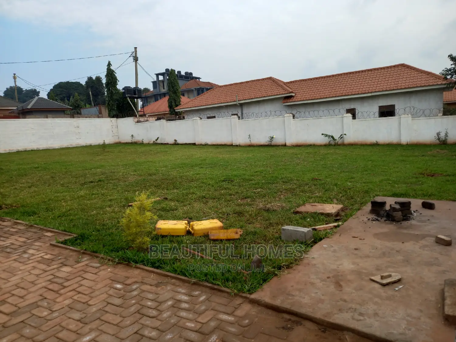 Furnished 6bdrm Duplex in Kyanja, Central Division for Sale in Central Division