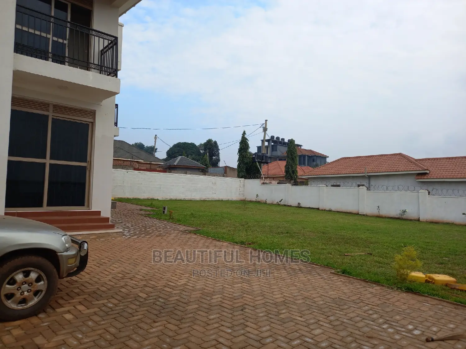 Furnished 6bdrm Mansion in Kyanja Corporate, Central Division for Sale in Central Division