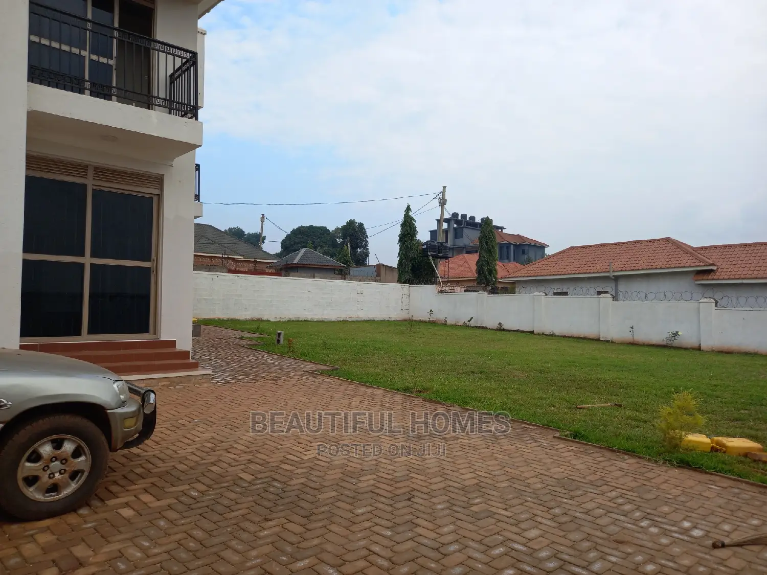 Furnished 6bdrm Mansion in Kyanja Corporate, Central Division for Sale in Central Division