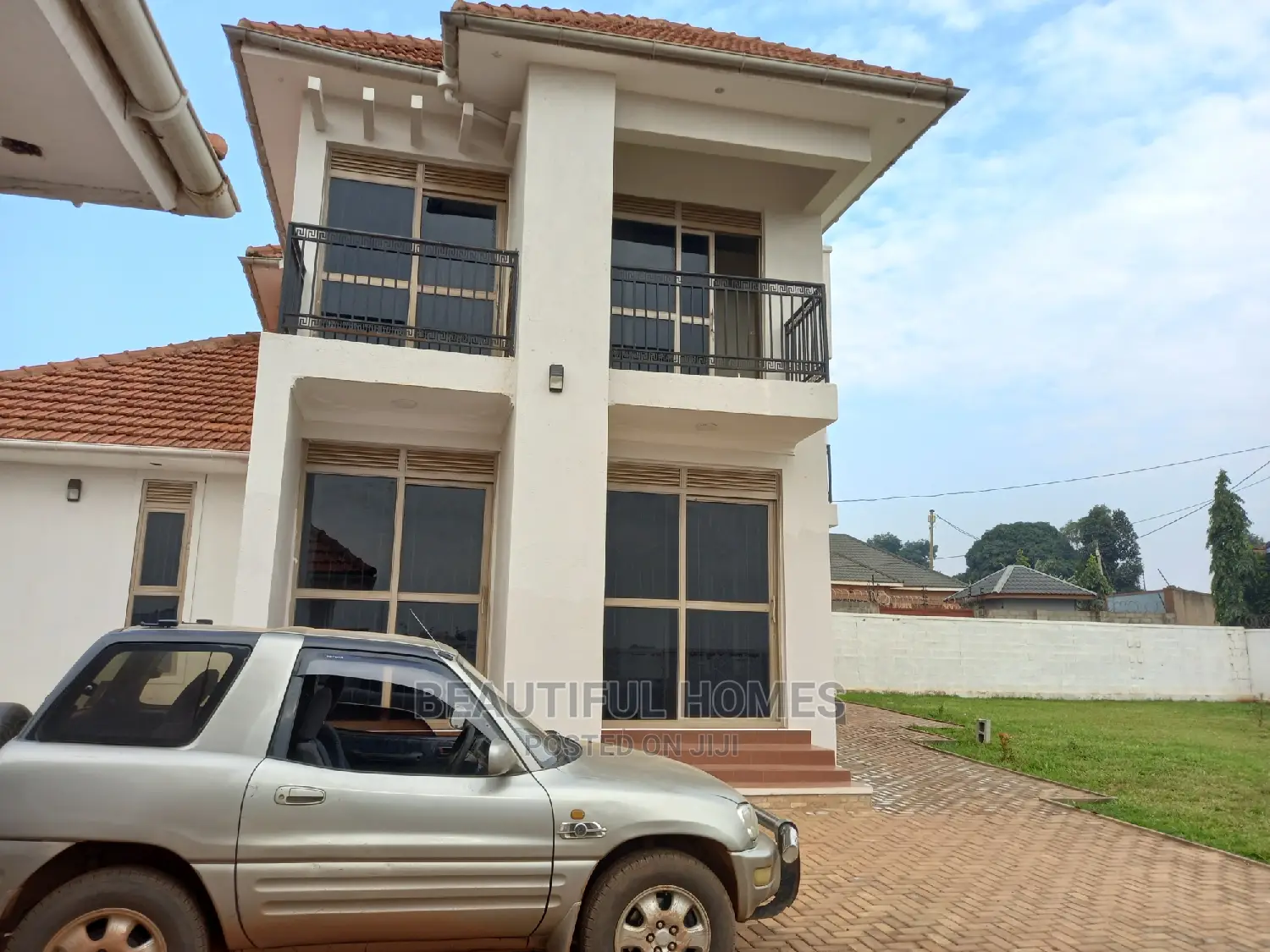 Furnished 6bdrm Mansion in Kyanja Corporate, Central Division for Sale in Central Division
