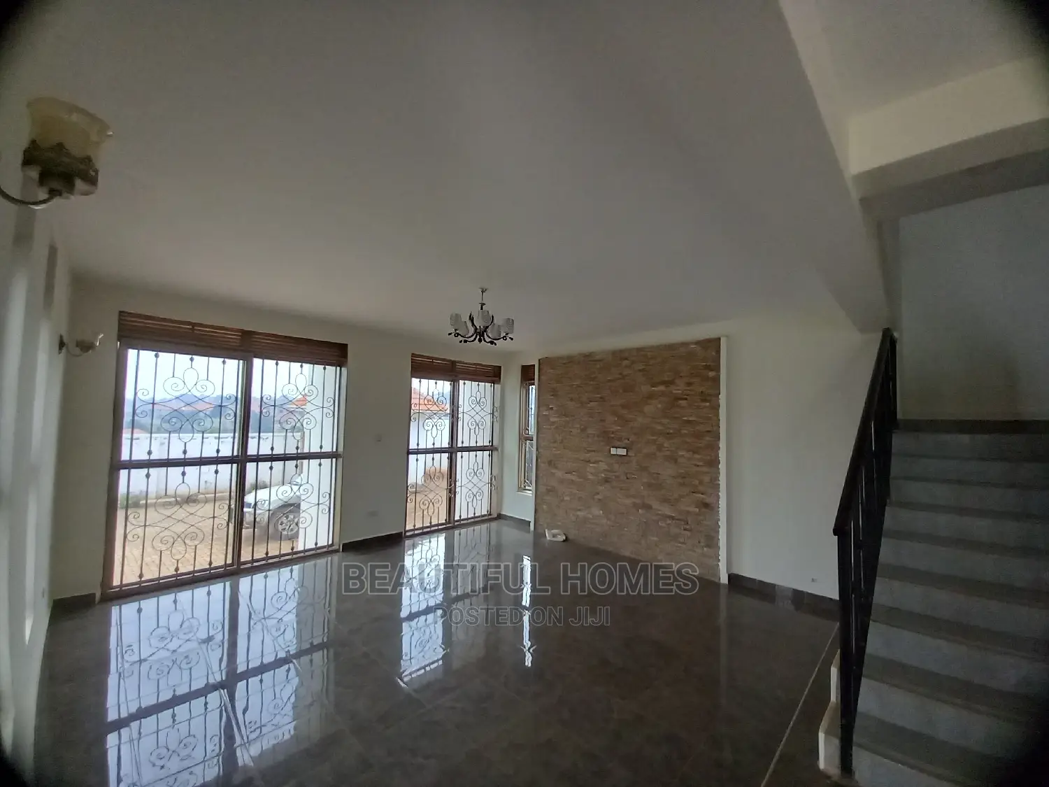 Furnished 6bdrm House in Kyanja, Central Division for Sale in Central Division