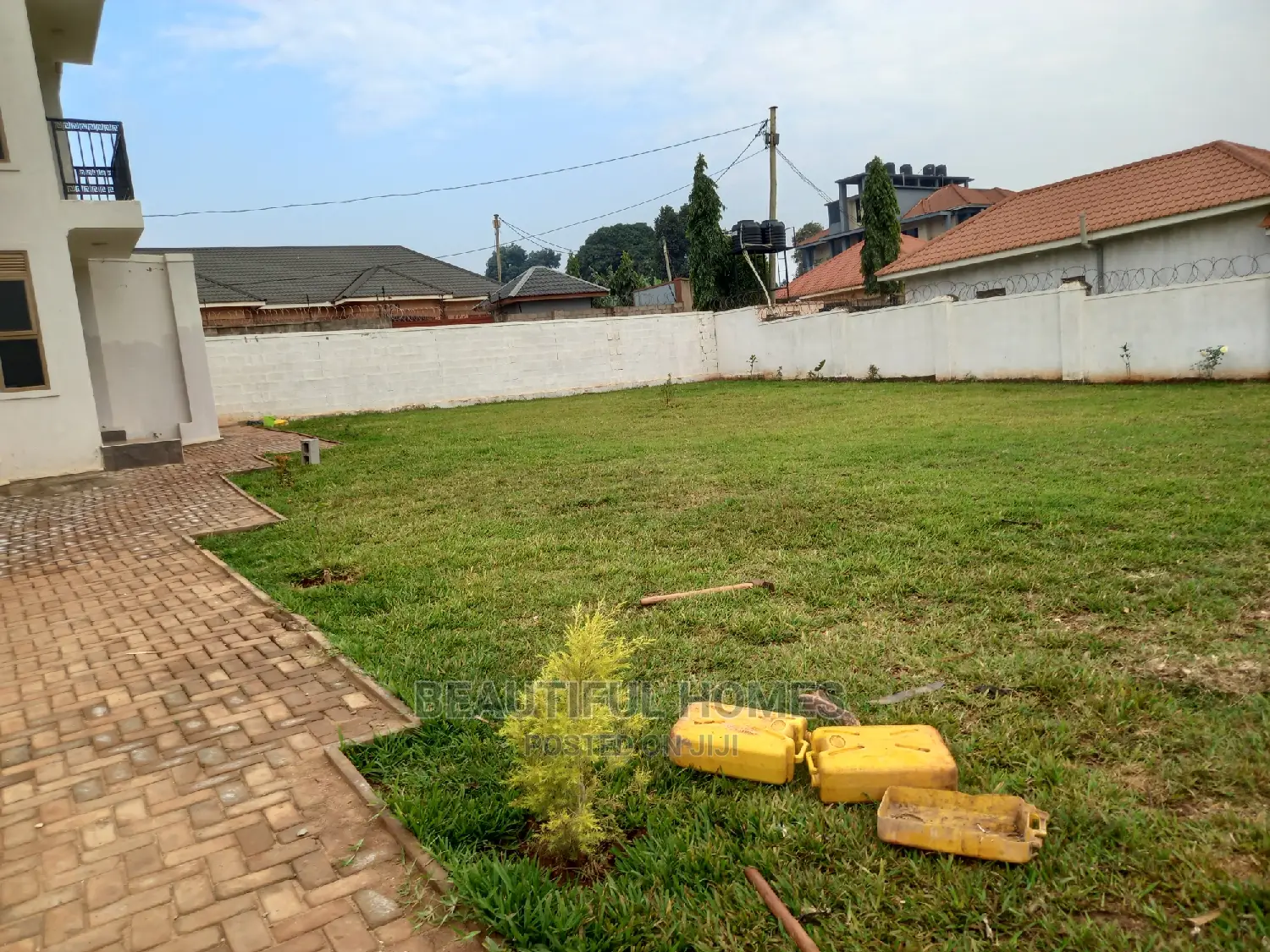 Furnished 6bdrm House in Kyanja, Central Division for Sale in Central Division