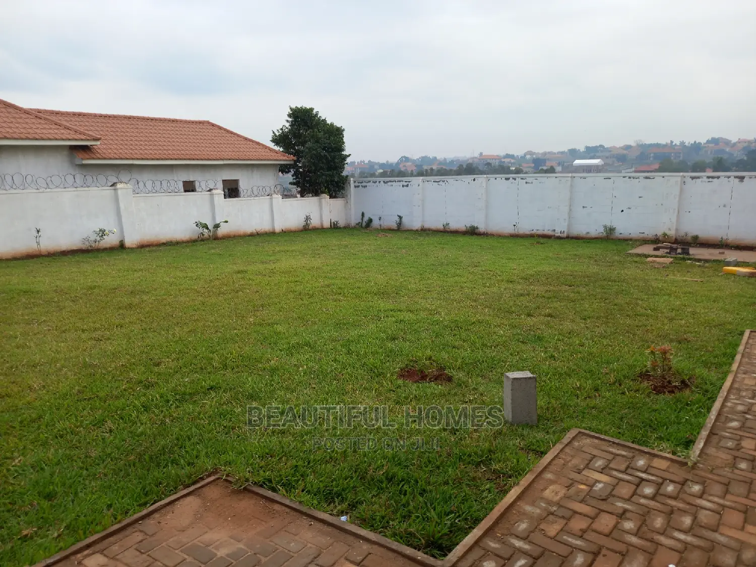 Furnished 6bdrm House in Kyanja, Central Division for Sale in Central Division