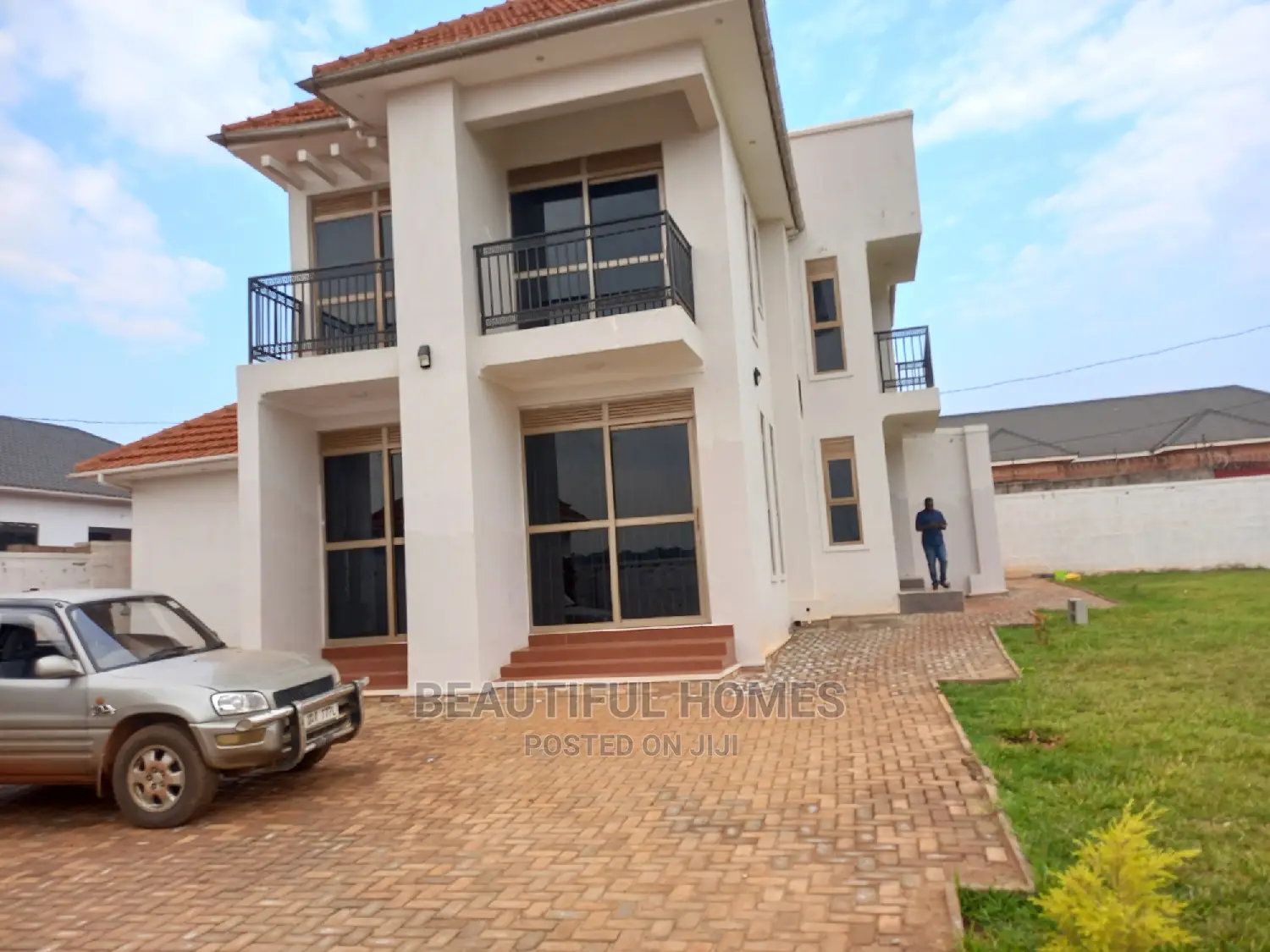 Furnished 6bdrm Mansion in Kyanja Epic, Central Division for Sale in Central Division