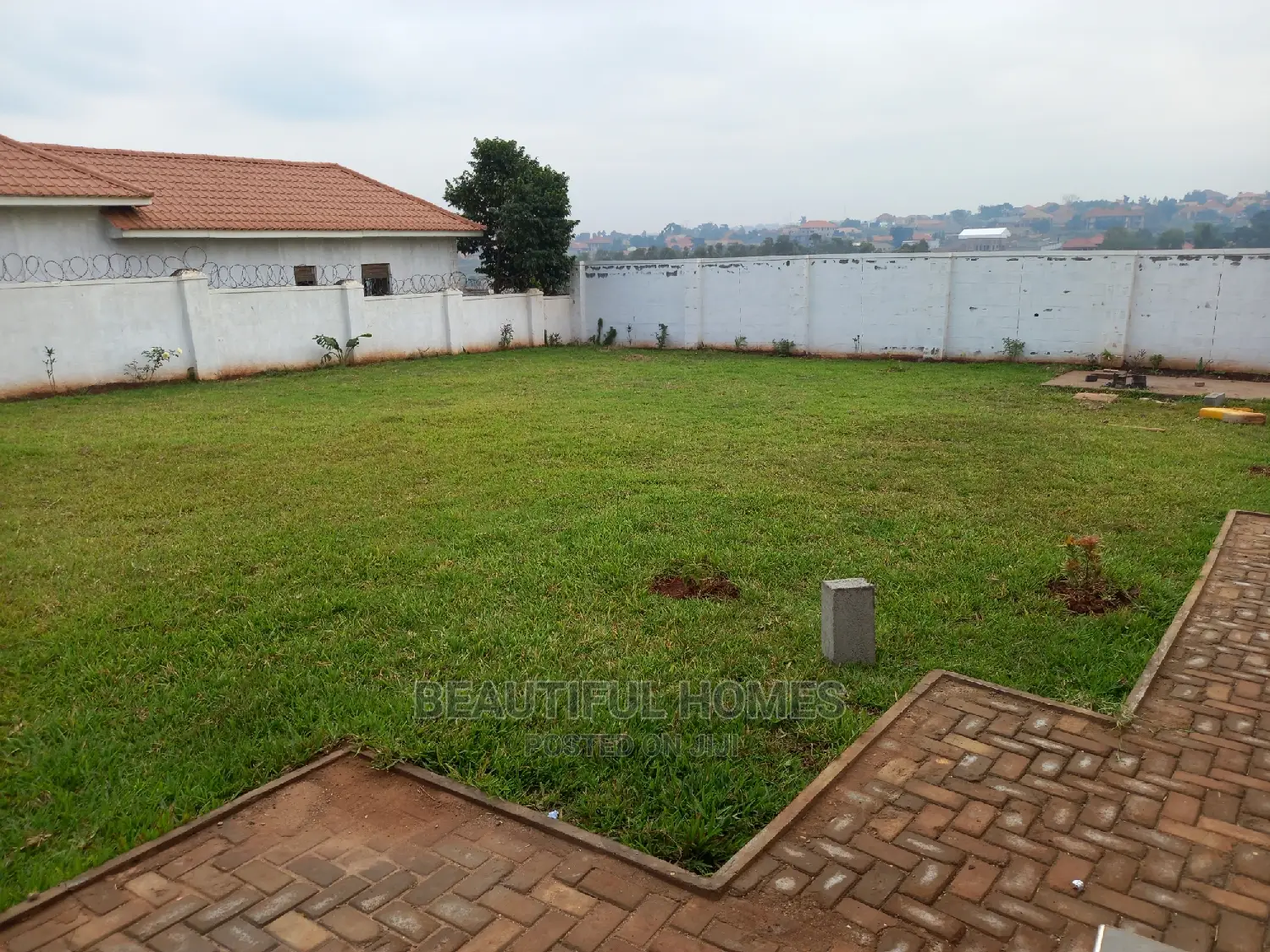 Furnished 6bdrm Mansion in Kyanja Epic, Central Division for Sale in Central Division