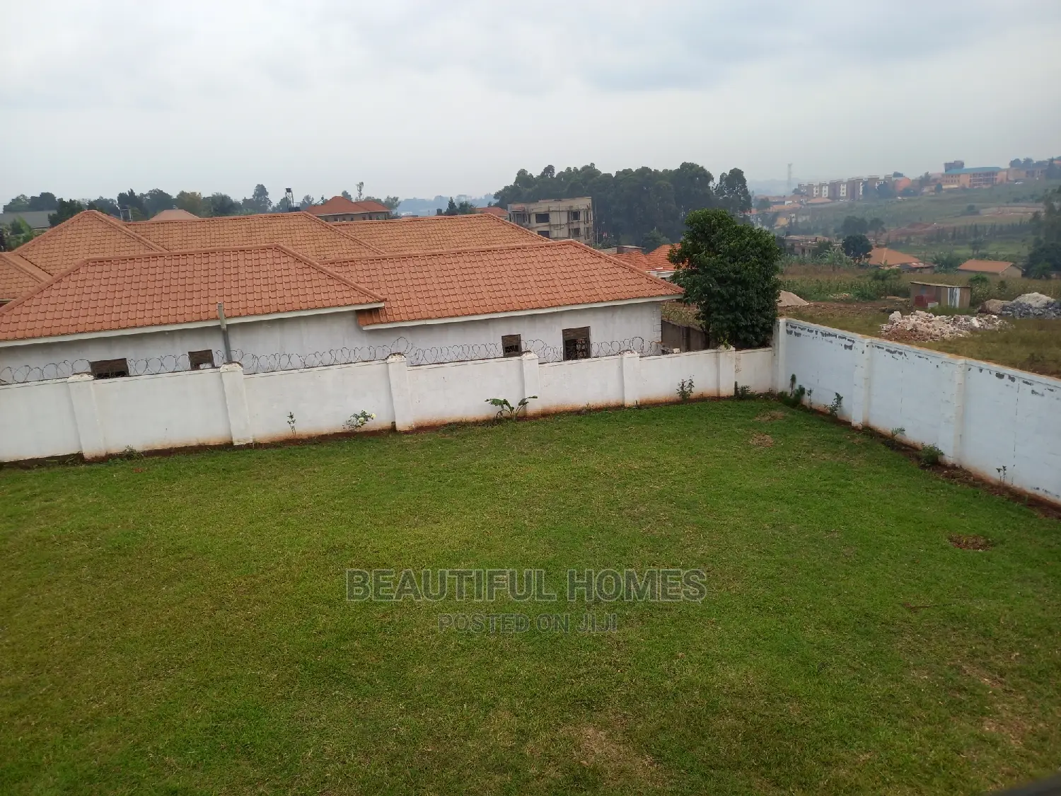 Furnished 6bdrm Mansion in Kyanja Organised, Central Division for Sale in Central Division