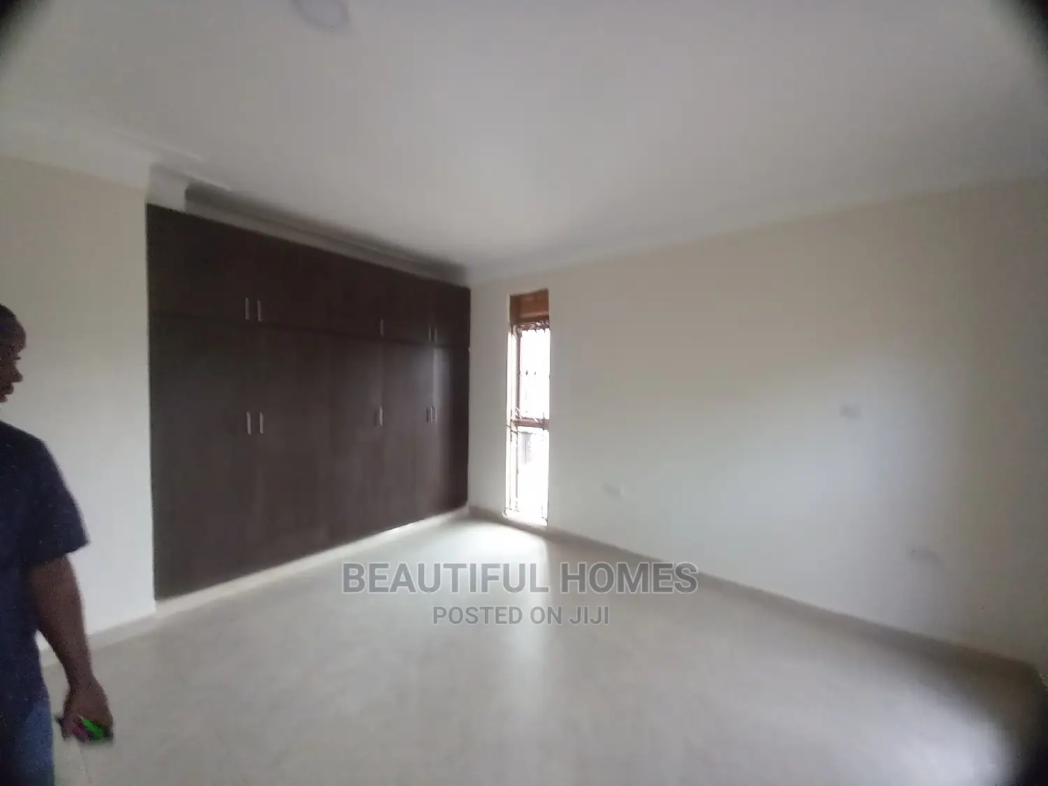 Furnished 6bdrm Mansion in Kyanja, Central Division for Sale in Central Division