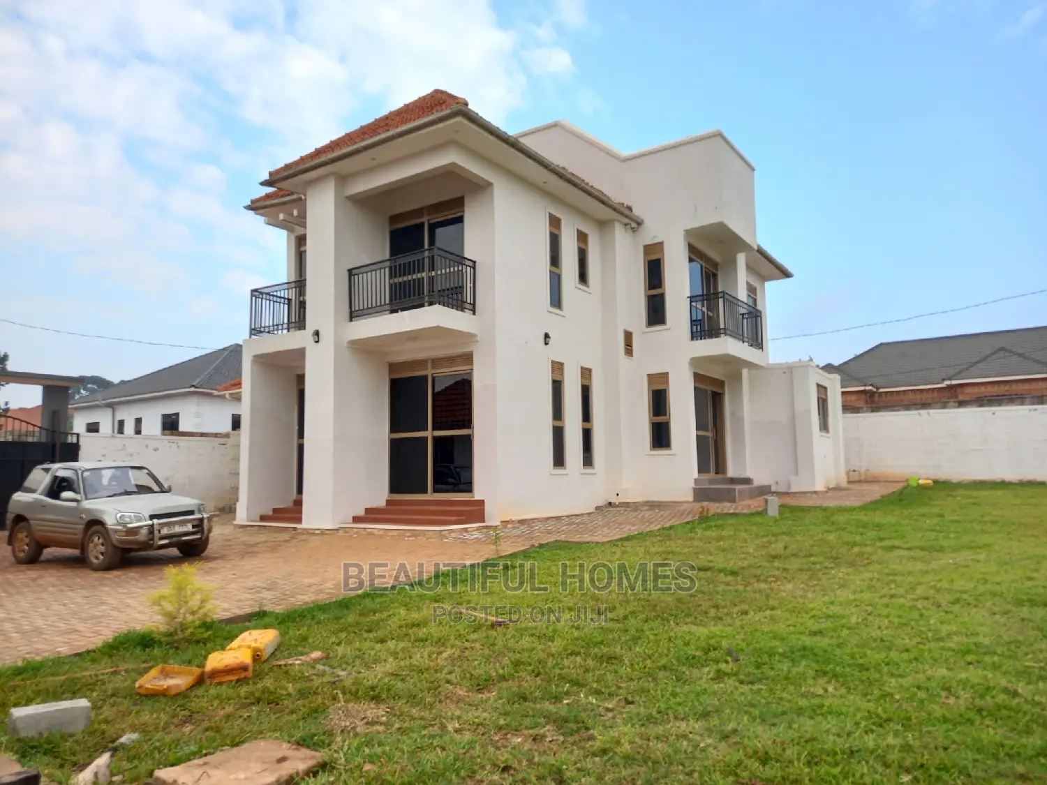 Furnished 6bdrm Mansion in Kyanja, Central Division for Sale in Central Division