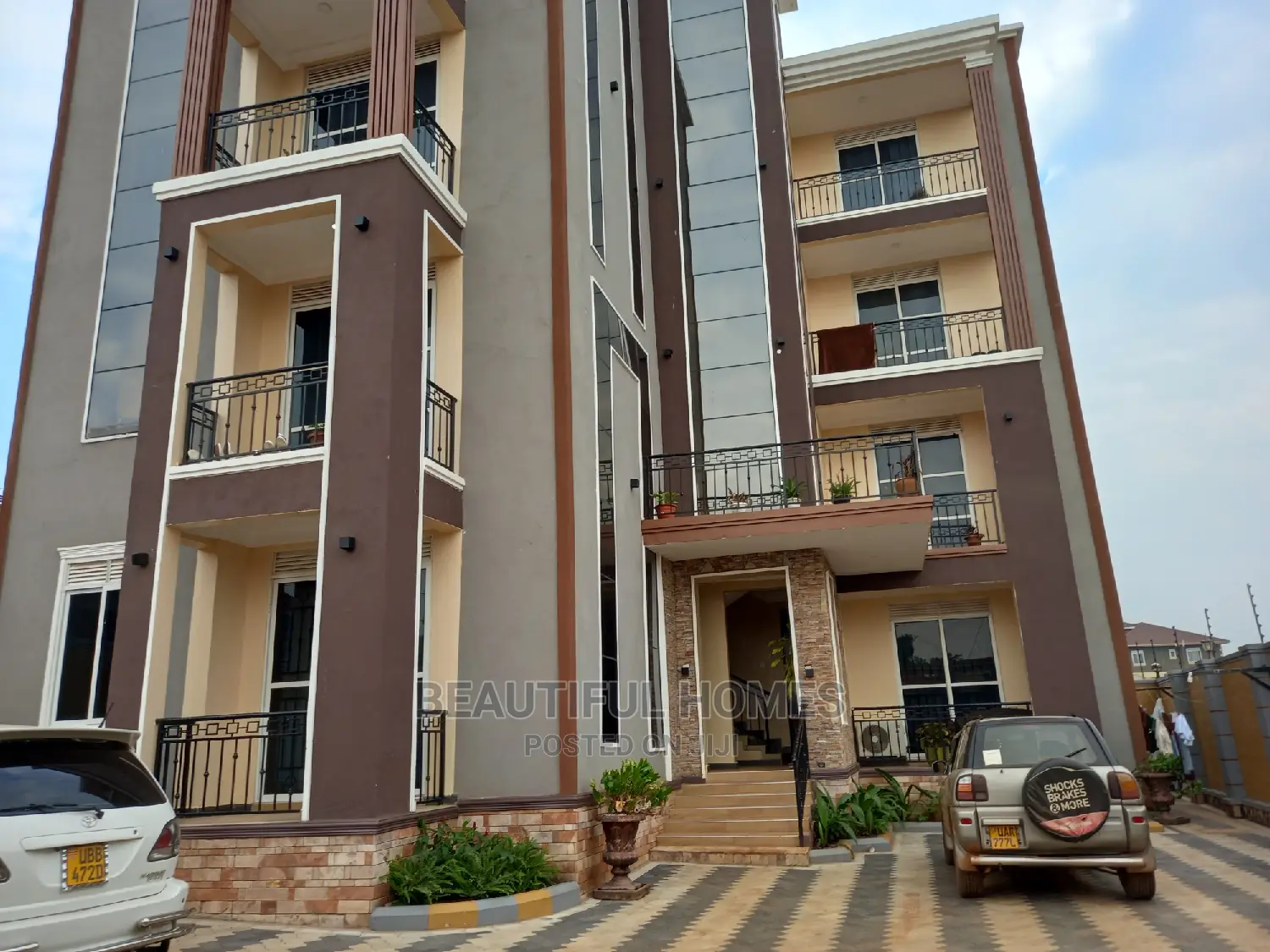 Furnished 2bdrm Block of Flats in Kyanja Main Road, Central Division in Central Division