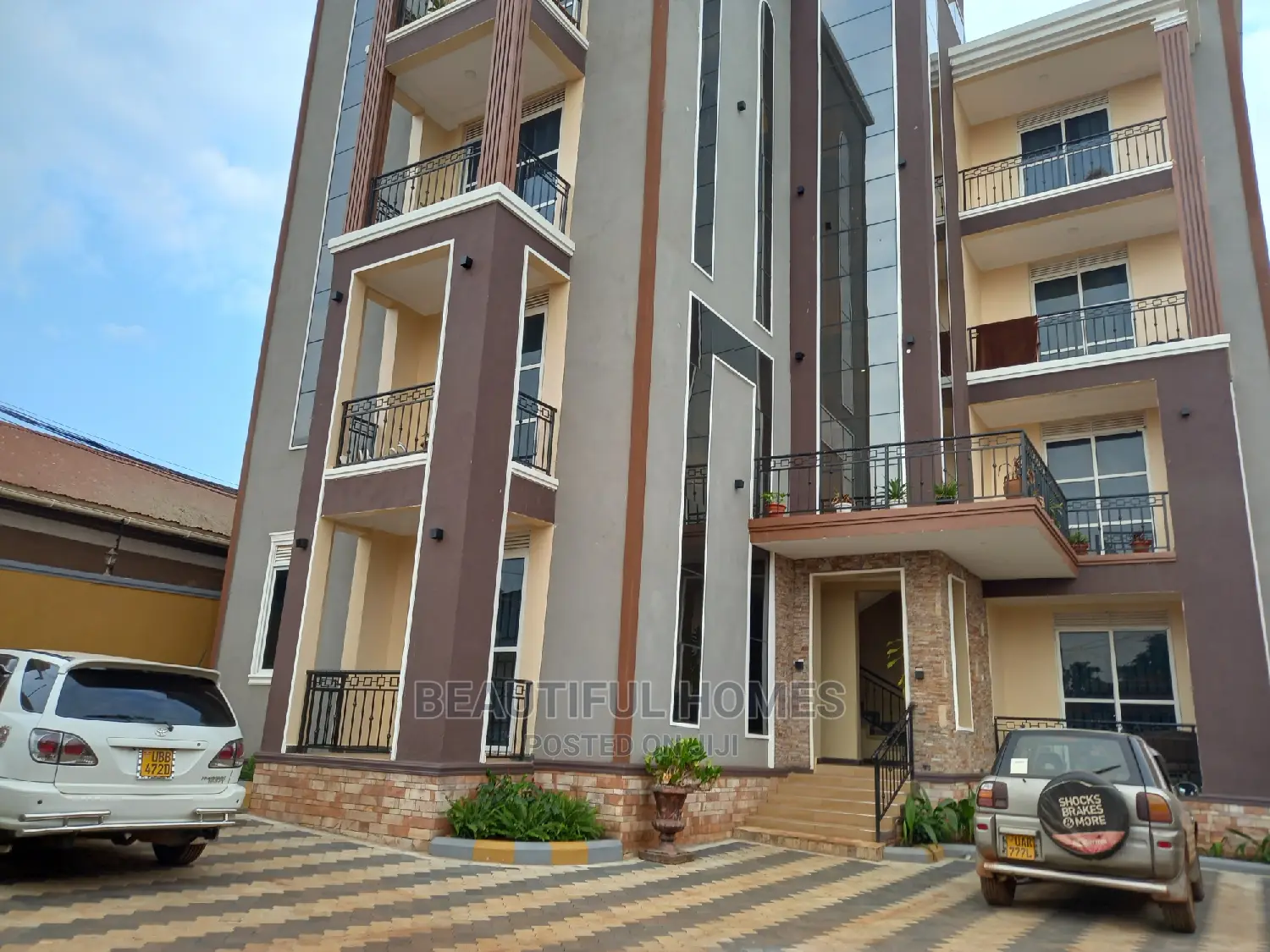 Furnished 2bdrm Block of Flats in Kyanja Main Road, Central Division in Central Division