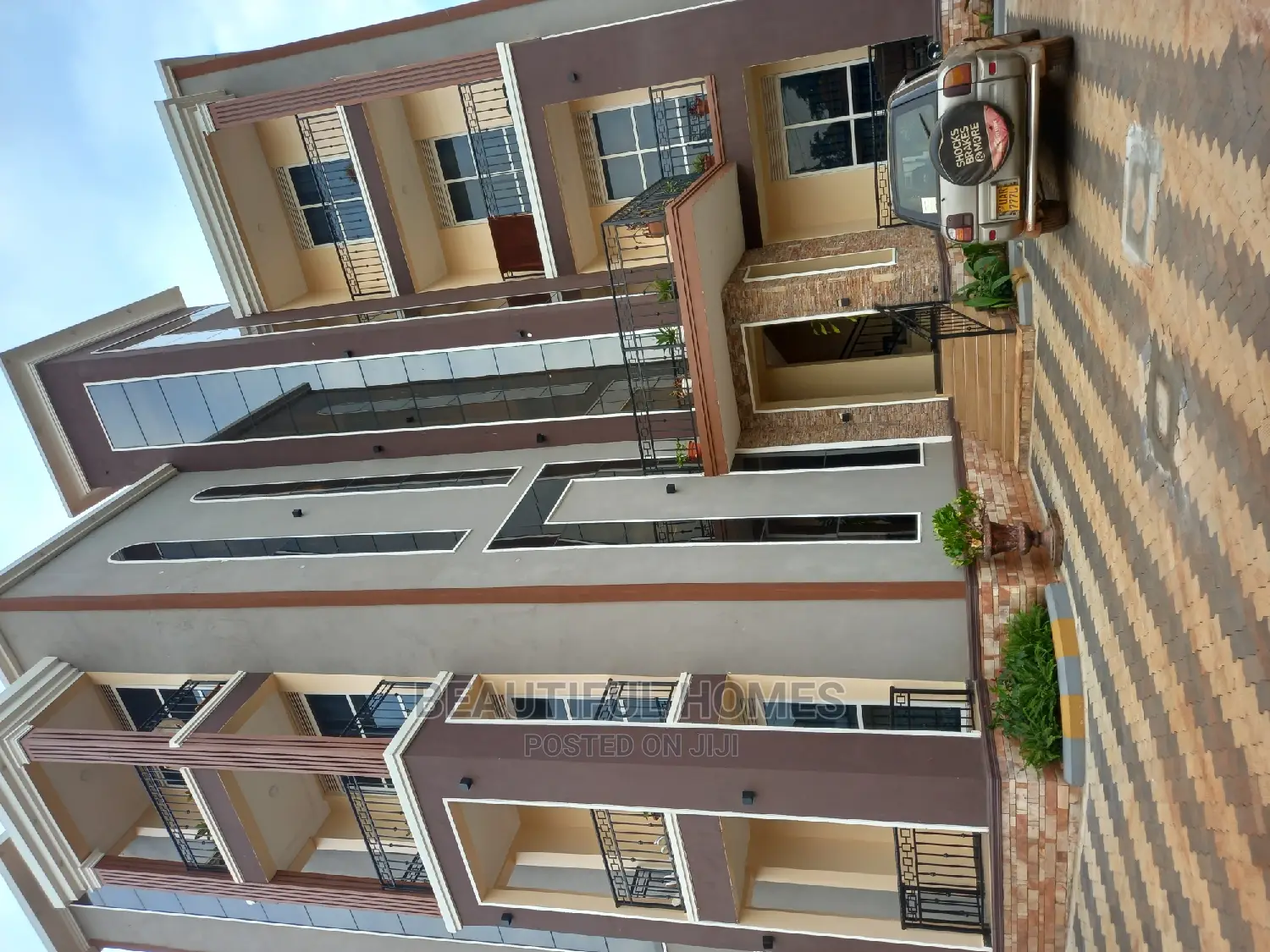 Furnished 2bdrm Block of Flats in Kyanja 1, Central Division for Sale in Central Division