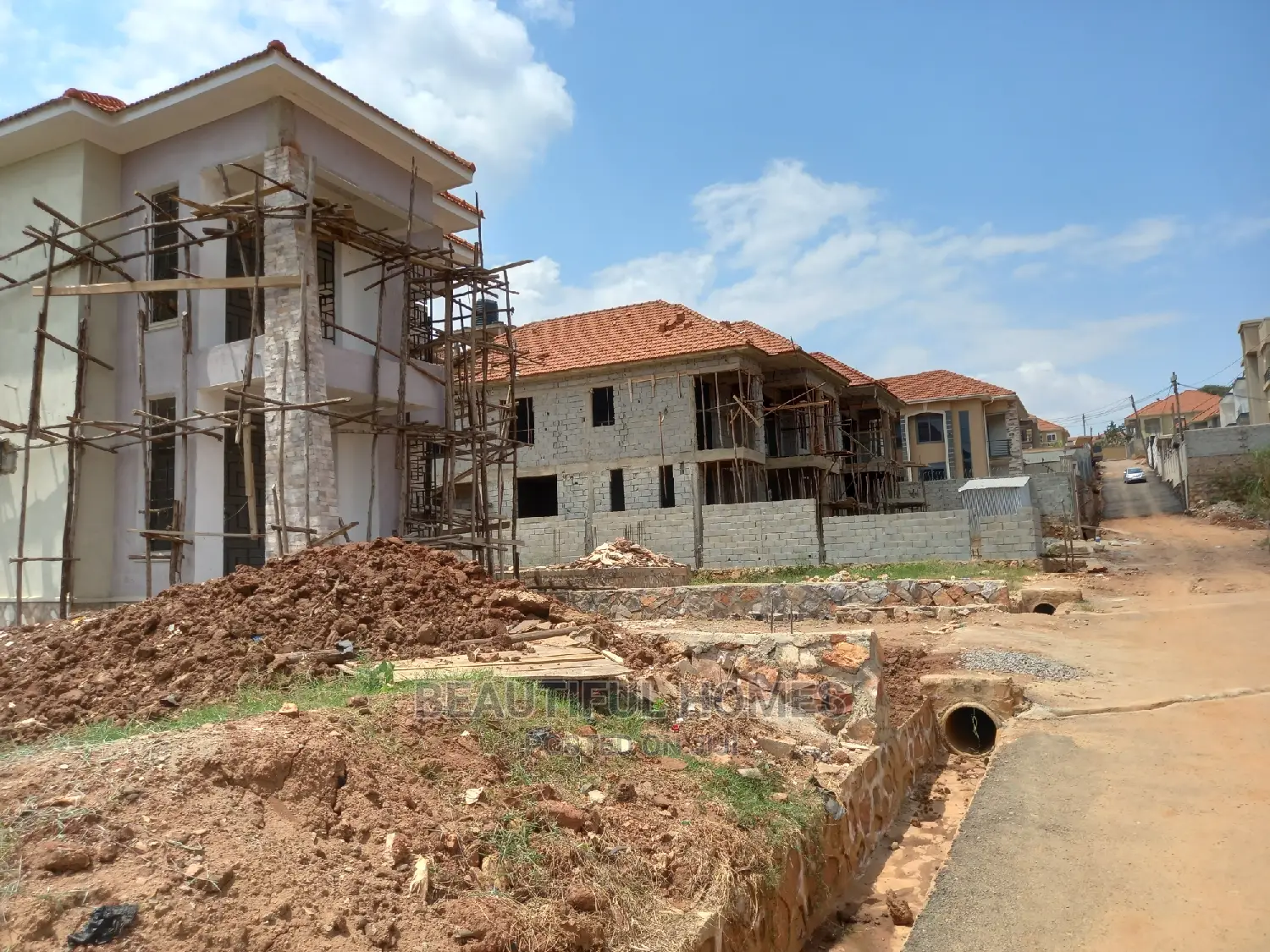 Furnished 4bdrm Mansion in Kira Corporate for Sale in Kira