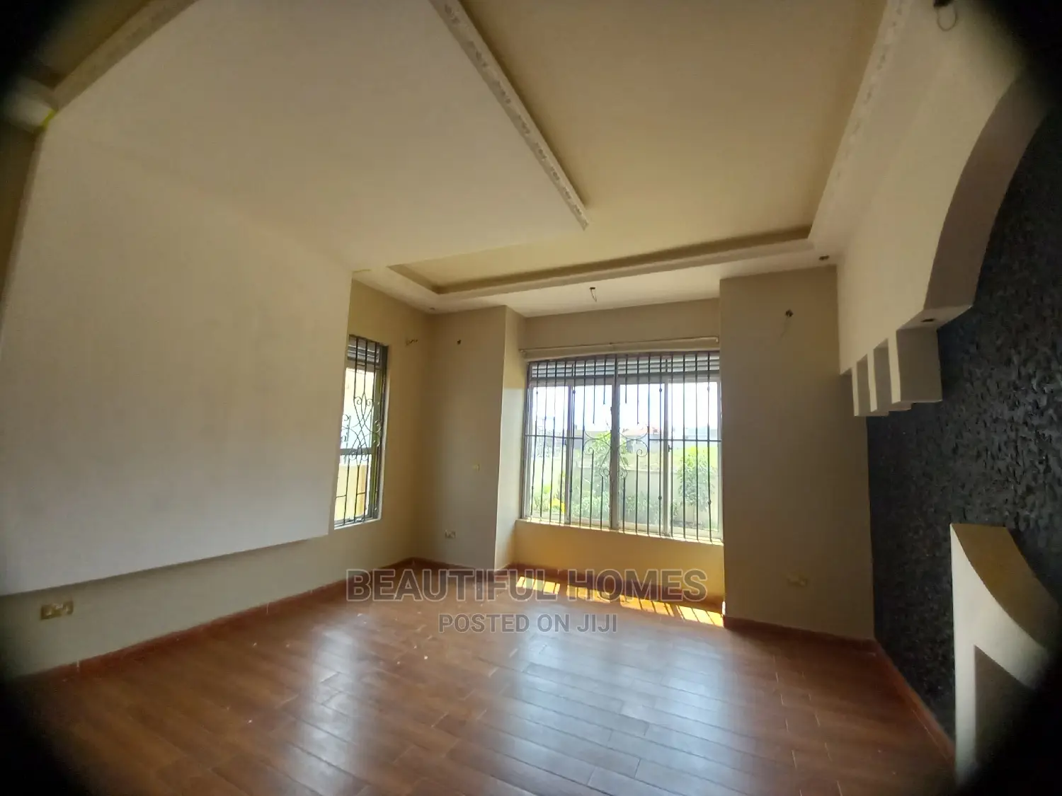 Furnished 4bdrm House in Kira Tarmacked for Sale in Kira