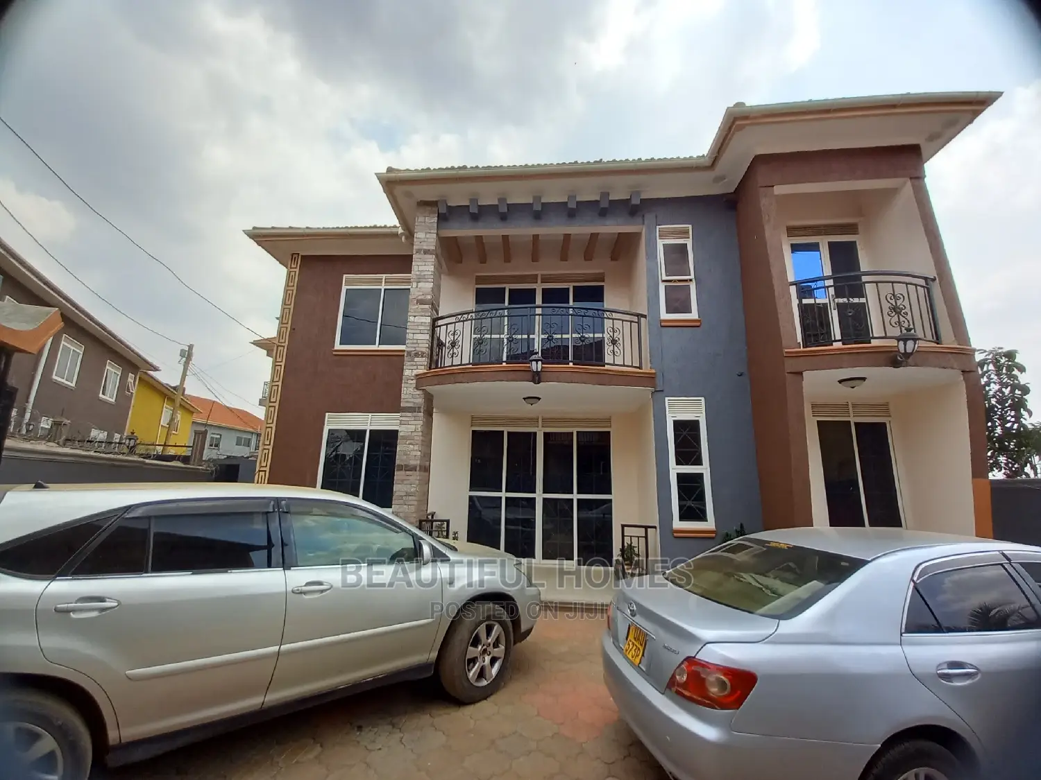 Furnished 5bdrm House in Kira Rich for Sale in Kira