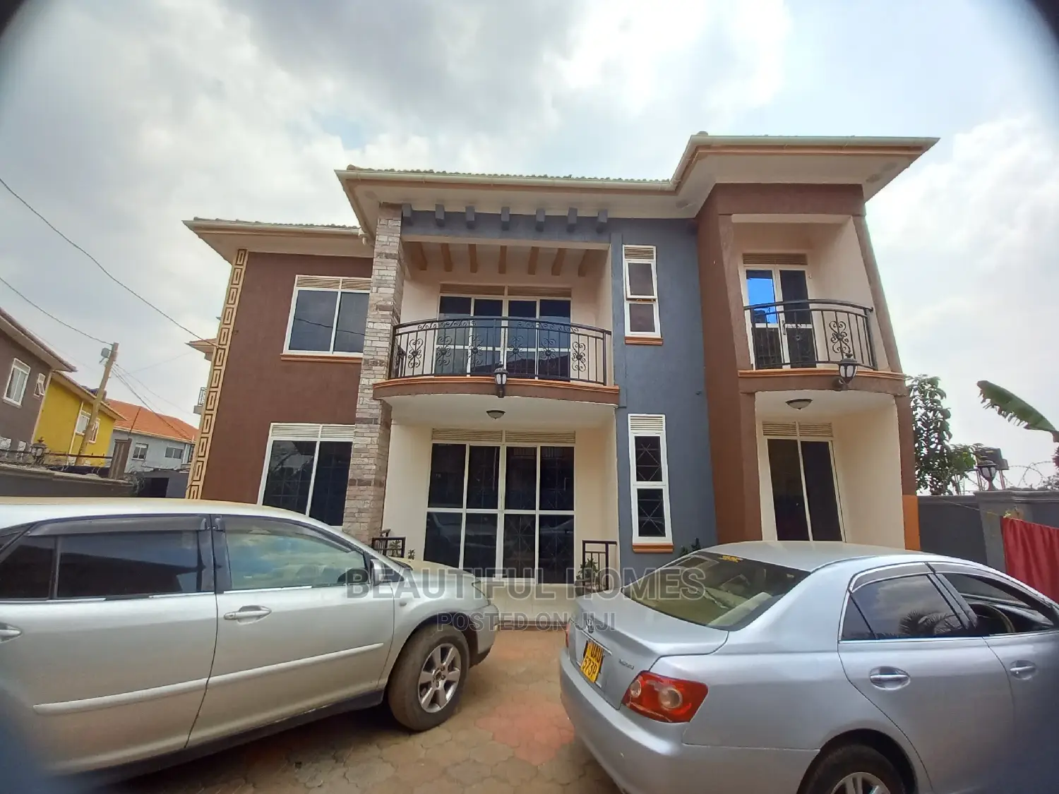 Furnished 5bdrm Mansion in Kira First Class for Sale in Kira