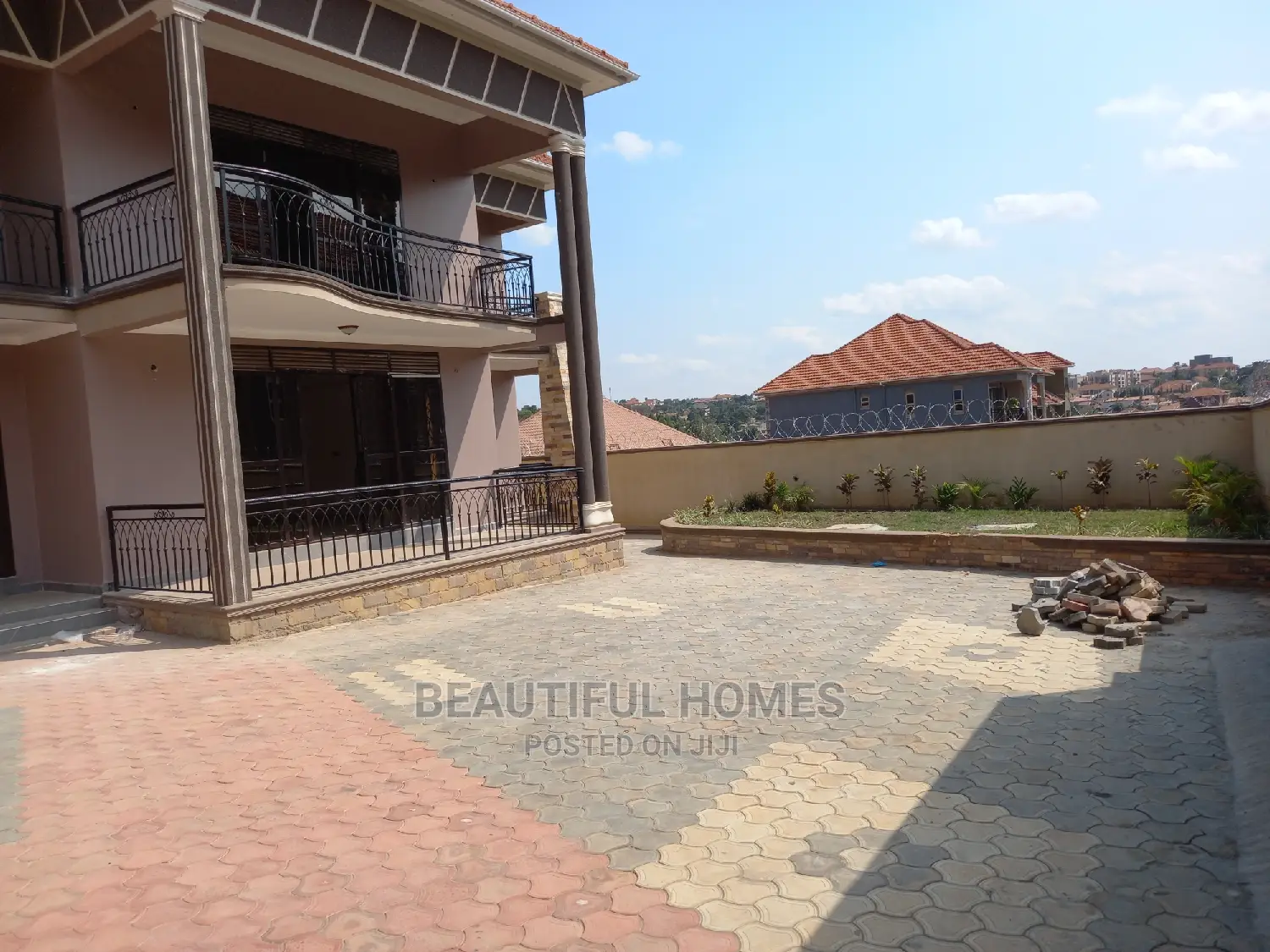 Furnished 6bdrm Mansion in Najjera, Central Division for Sale in Central Division