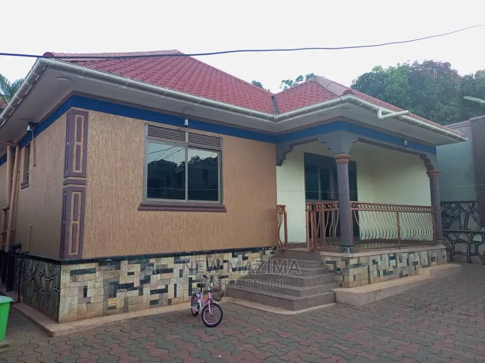 3bdrm Bungalow in Rubaga Bunamwaya, Division B for Sale in Division B