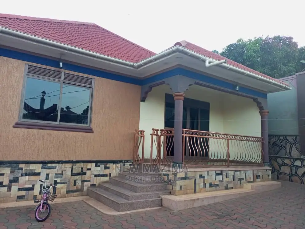 3bdrm Bungalow in Rubaga Bunamwaya, Division B for Sale in Division B