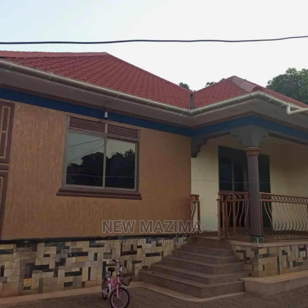 3bdrm Bungalow in Rubaga Bunamwaya, Division B for Sale in Division B