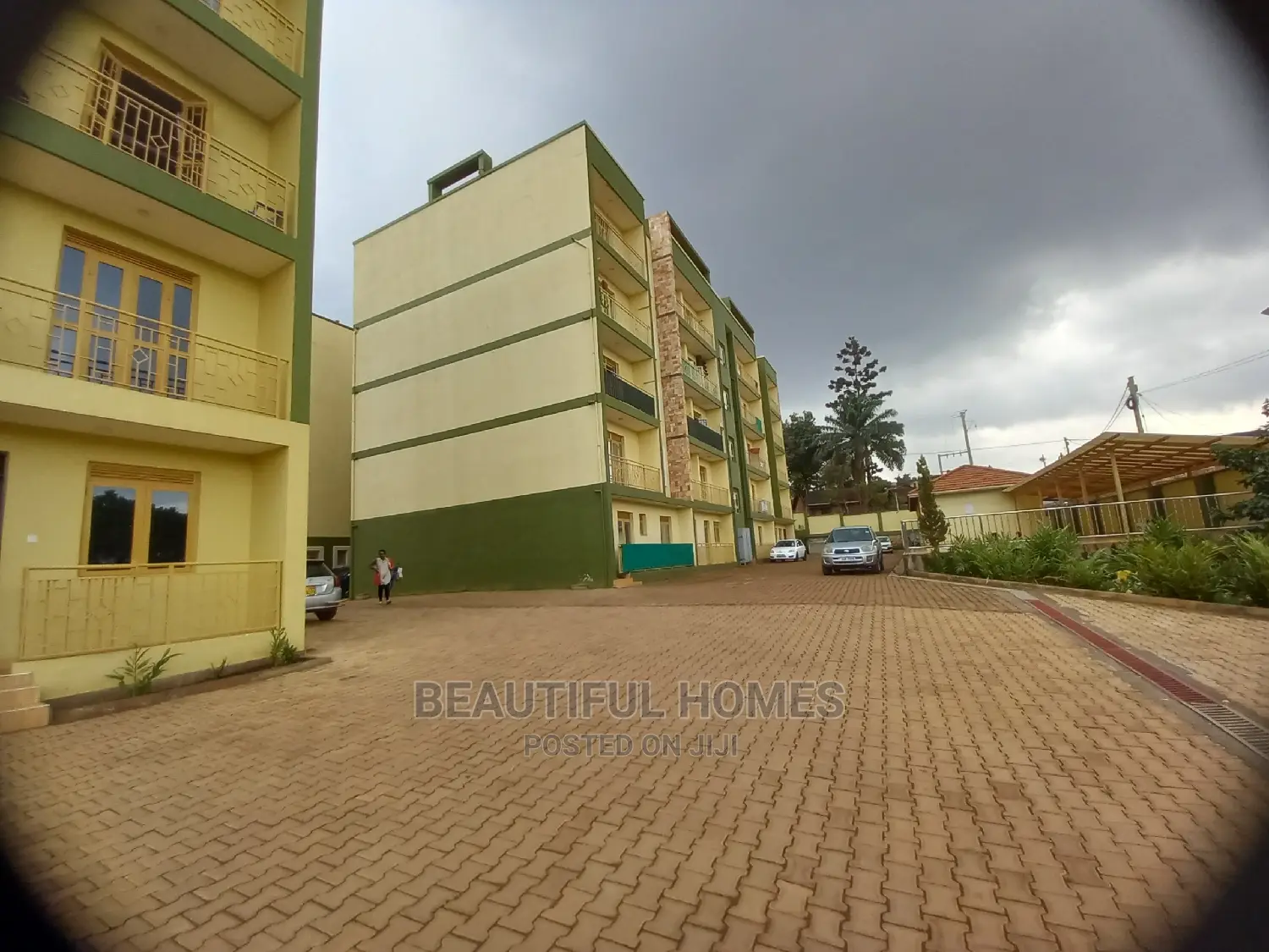 Furnished 2bdrm Condo in Bukoto, Central Division for Sale in Central Division