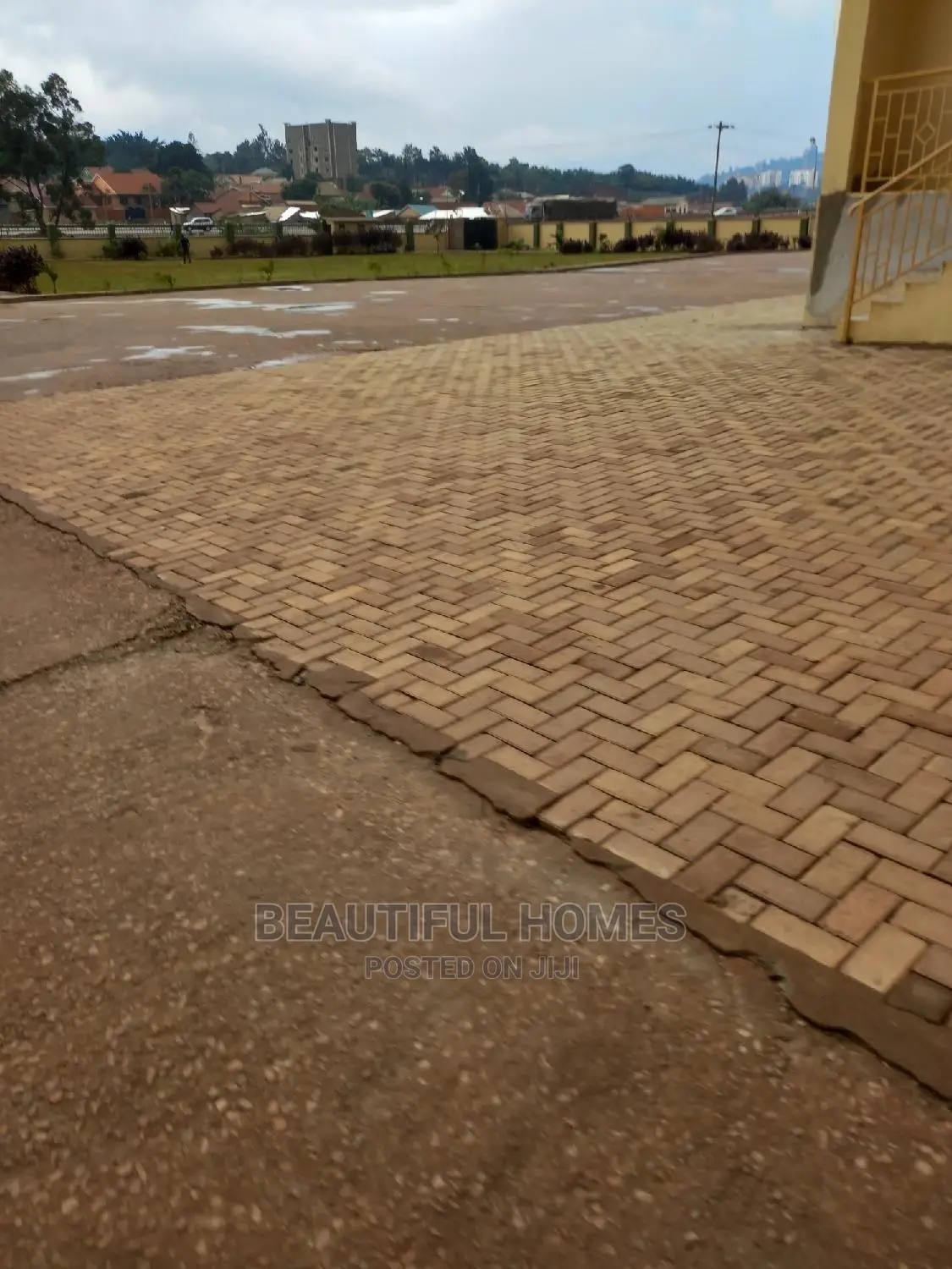 Furnished 2bdrm Condo in Bukoto, Central Division for sale in Central Division