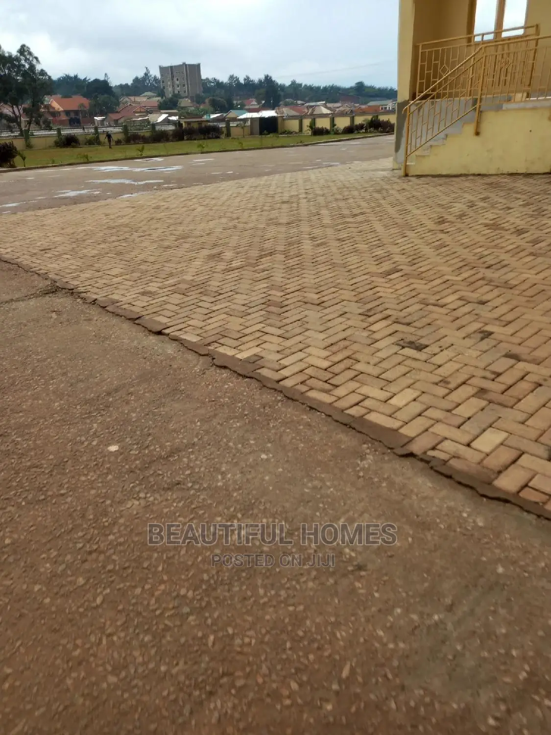 Furnished 2bdrm Condo in Bukoto, Central Division for sale in Central Division