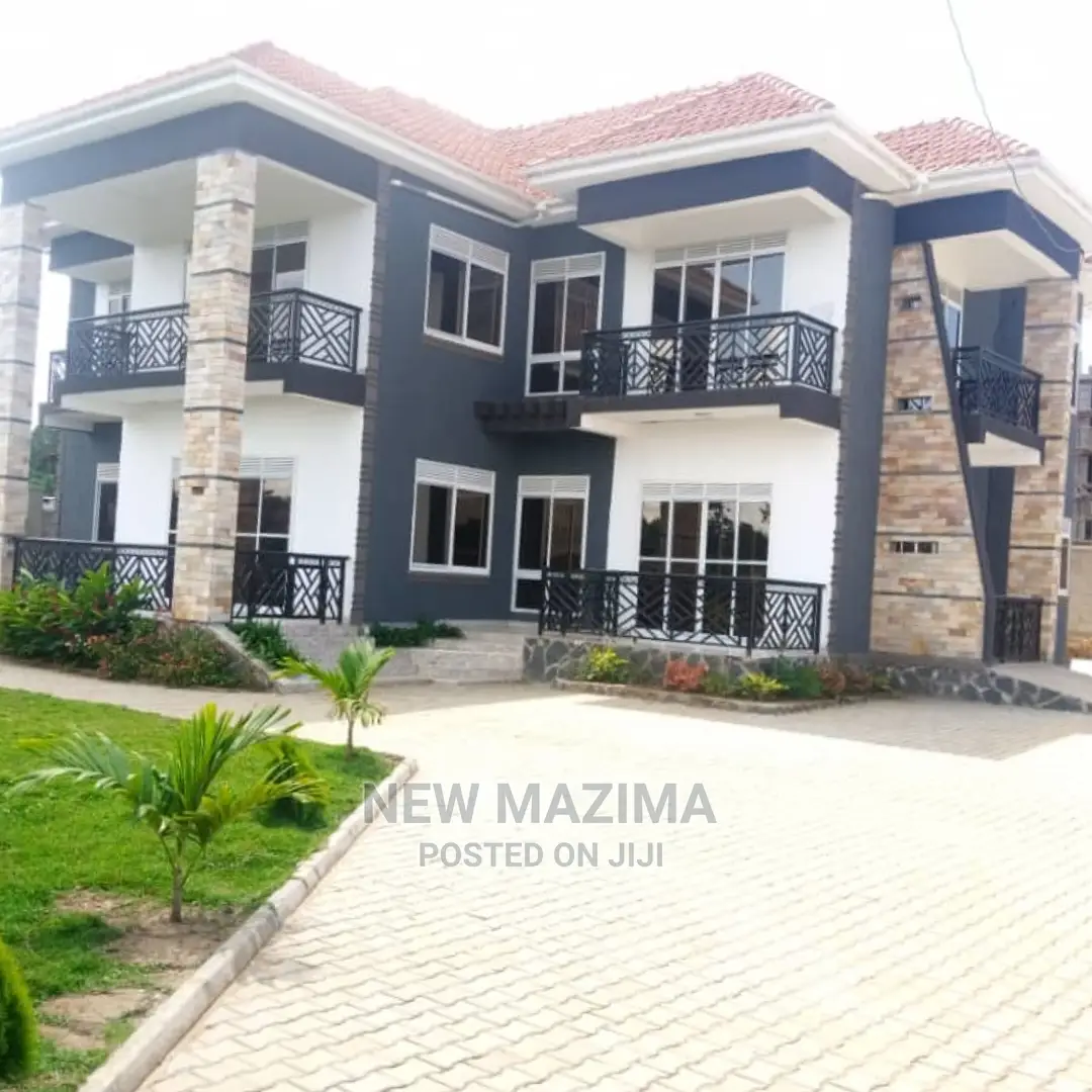 4bdrm Maisonette in Lubowa Kitiko Along, Division a for Sale in Division A
