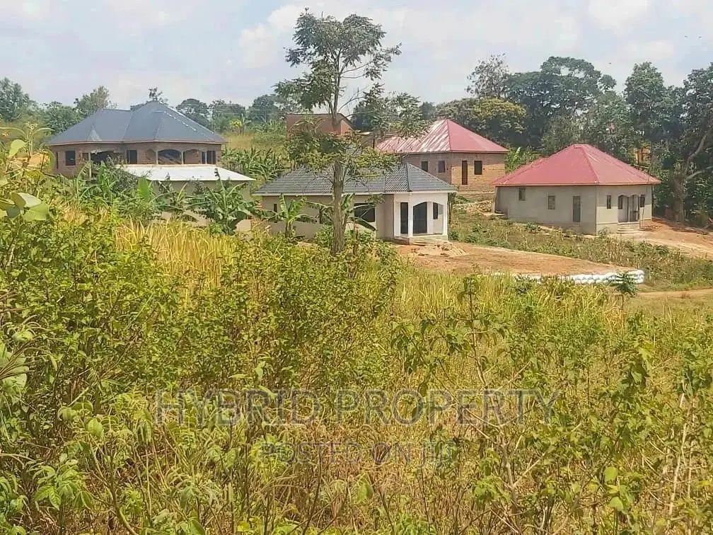 Residential Plot for Sale at Kikandwa~Kakiri Along Hoima Rd. in Kakiri