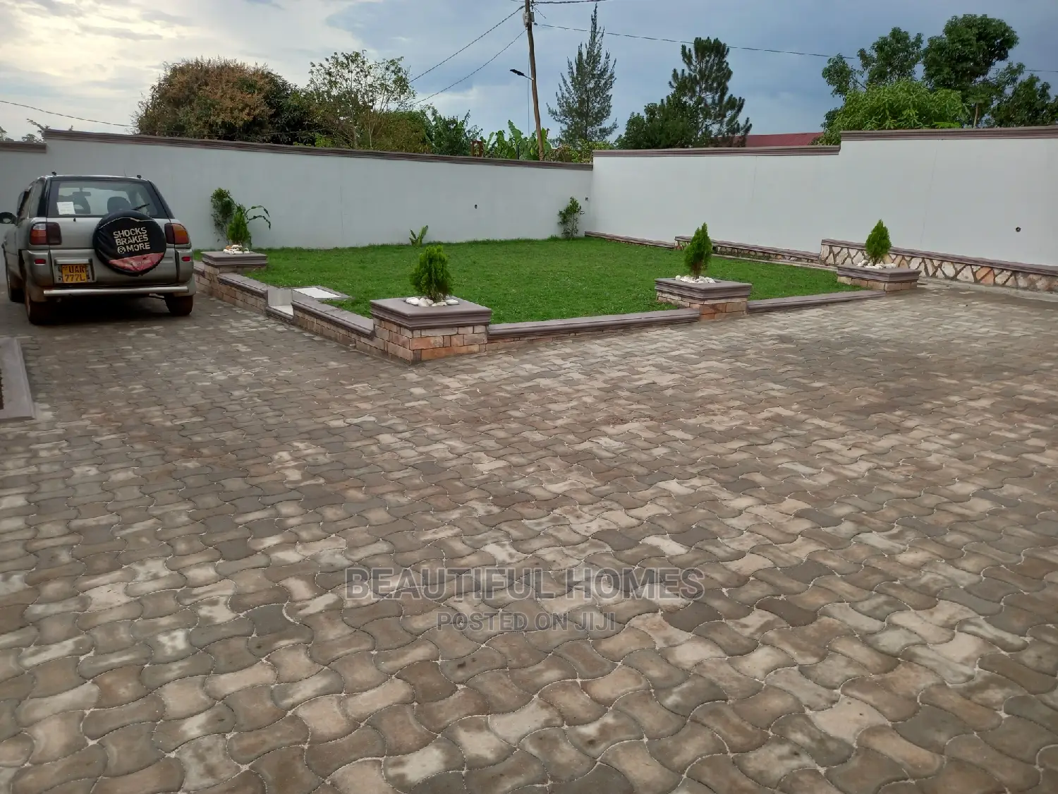 Furnished 4bdrm House in Kira, Central Division for Sale in Central Division