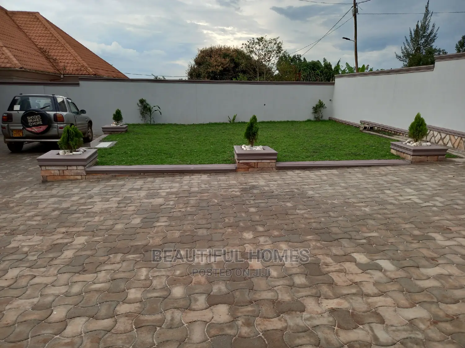 Furnished 4bdrm House in Kira for Sale in Kira