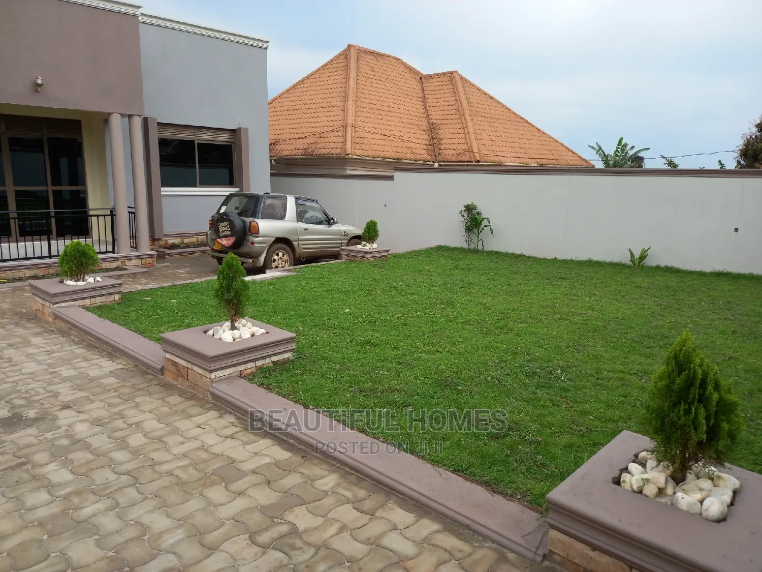 Furnished 4bdrm House in Kira for Sale in Kira